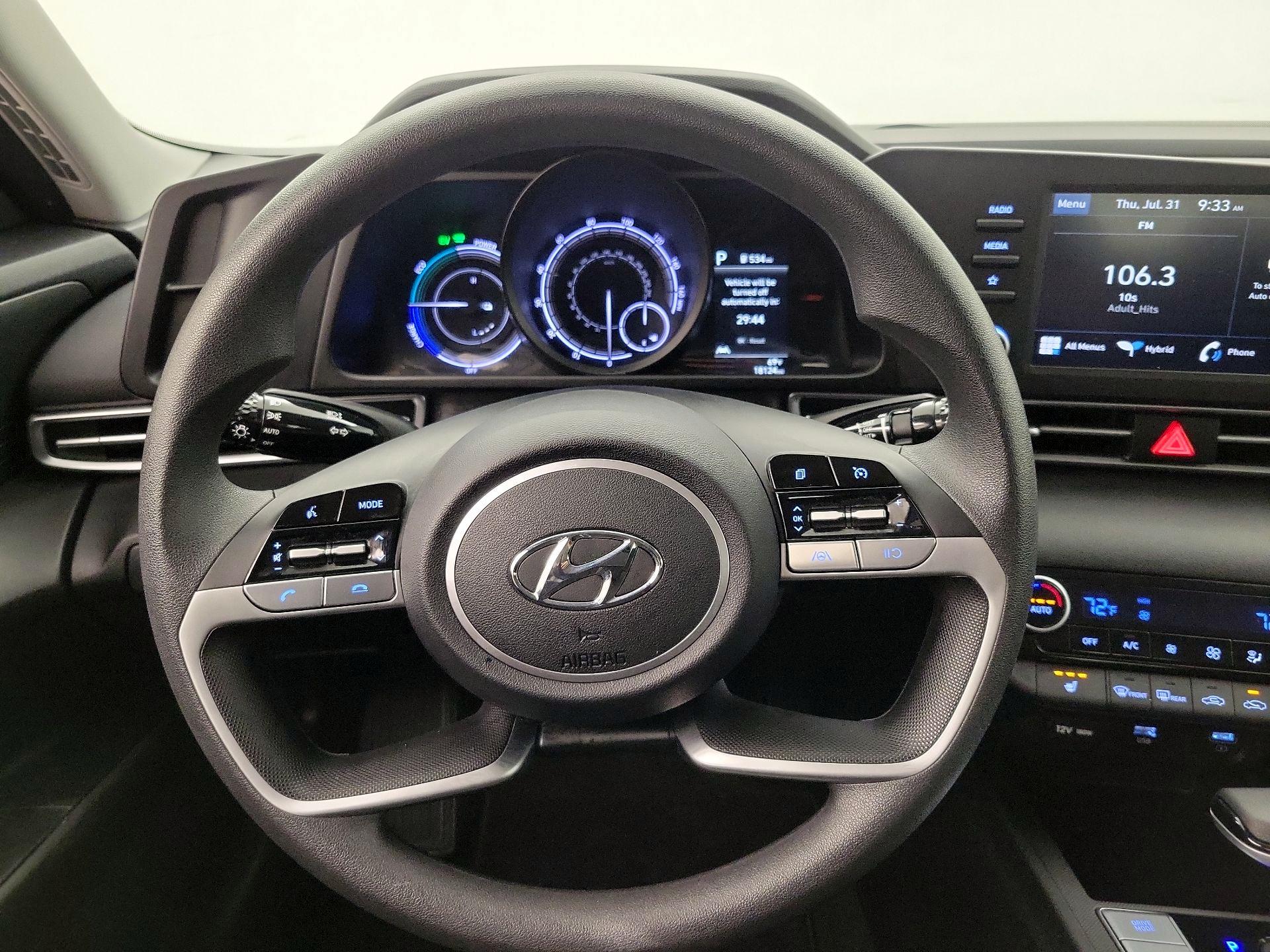 Thumbnail: 2023 Hyundai Elantra - 10