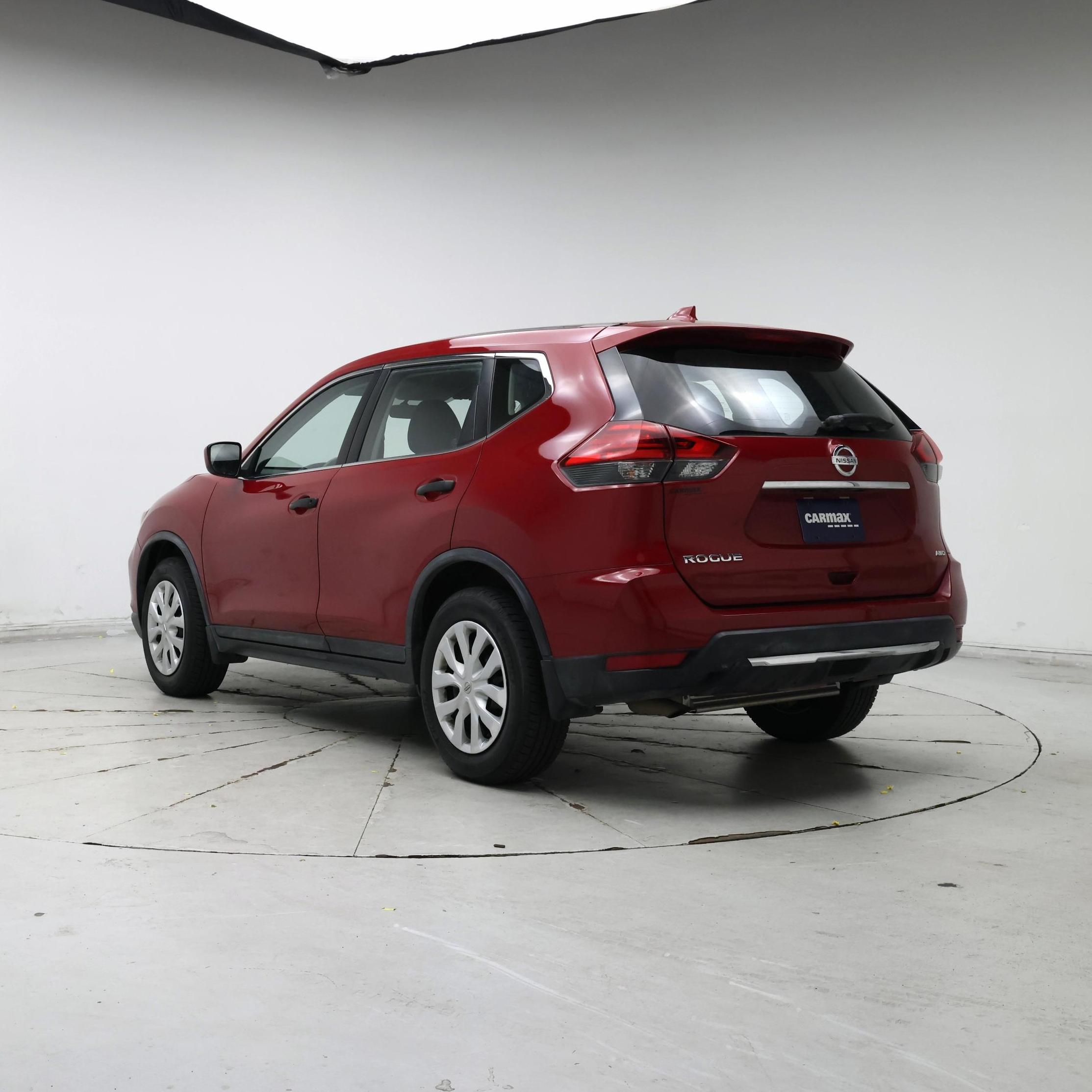 Thumbnail: 2017 Nissan Rogue - 2