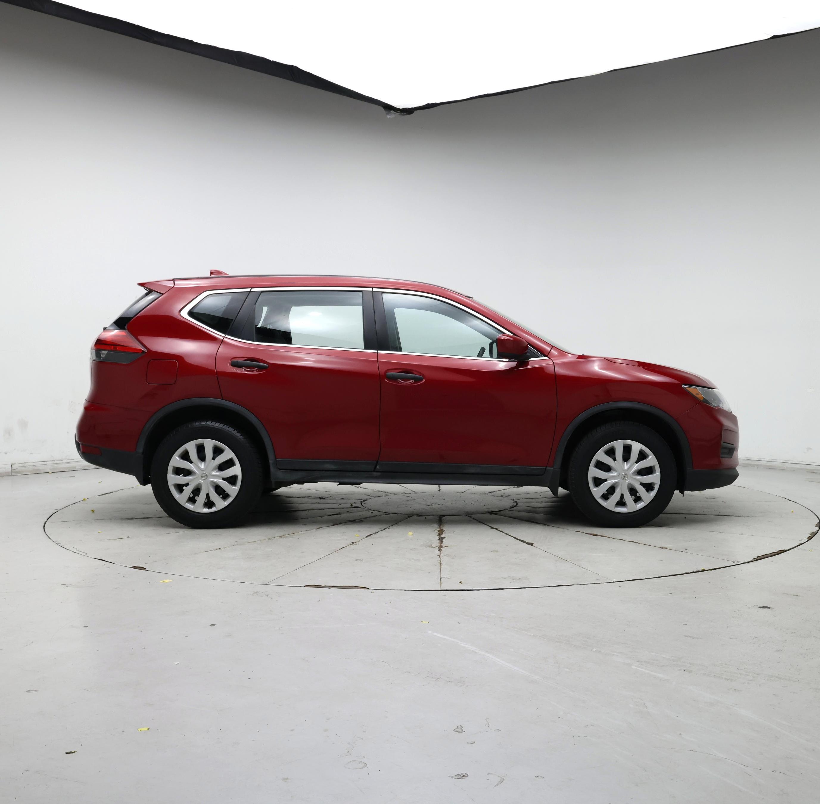 Thumbnail: 2017 Nissan Rogue - 7