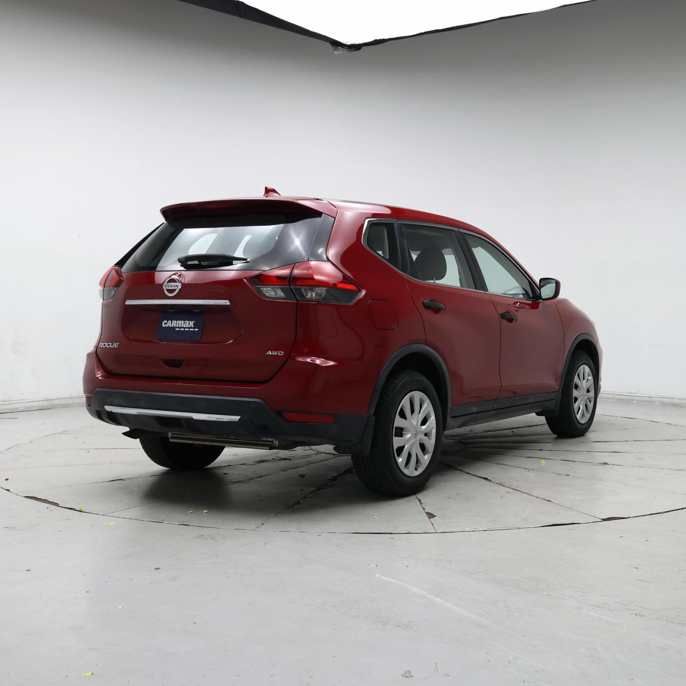 Thumbnail: 2017 Nissan Rogue - 8