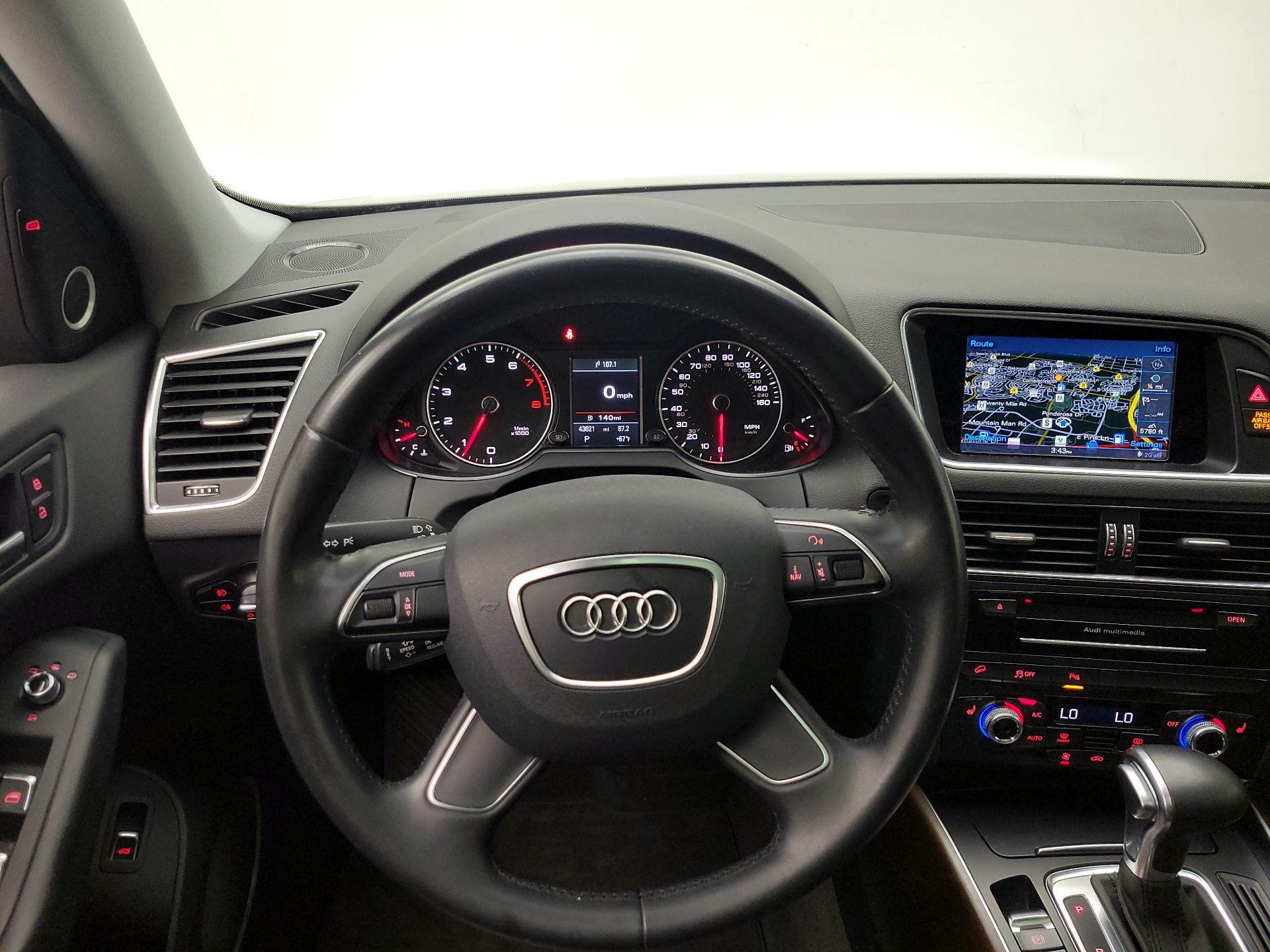Thumbnail: 2016 Audi Q5 - 10