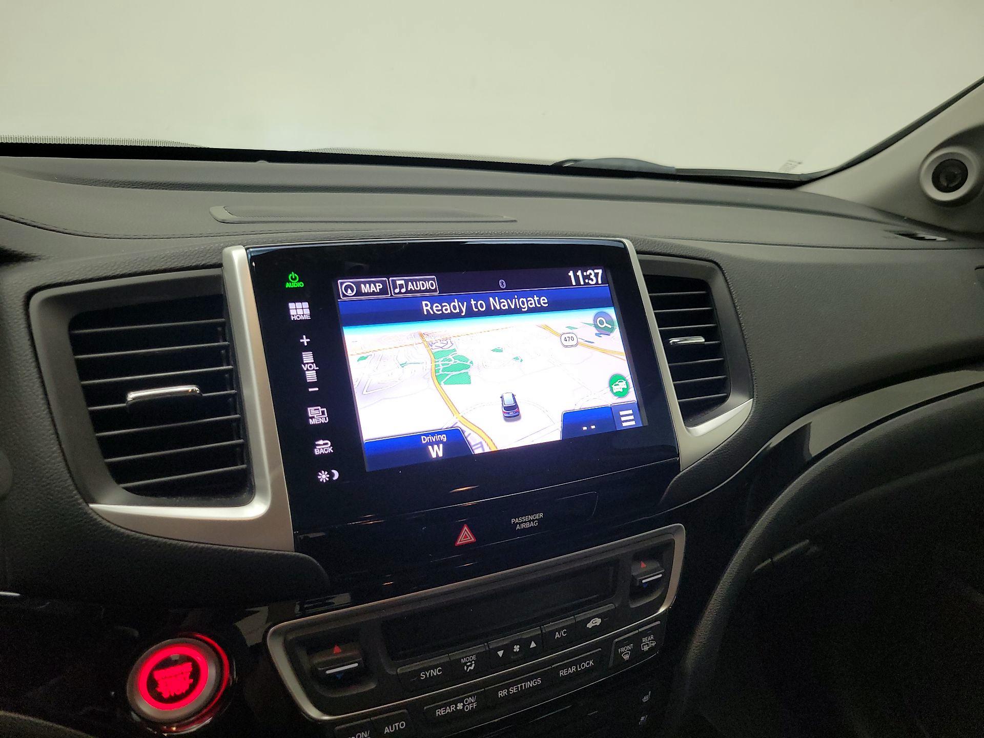 Thumbnail: 2016 Honda Pilot - 14