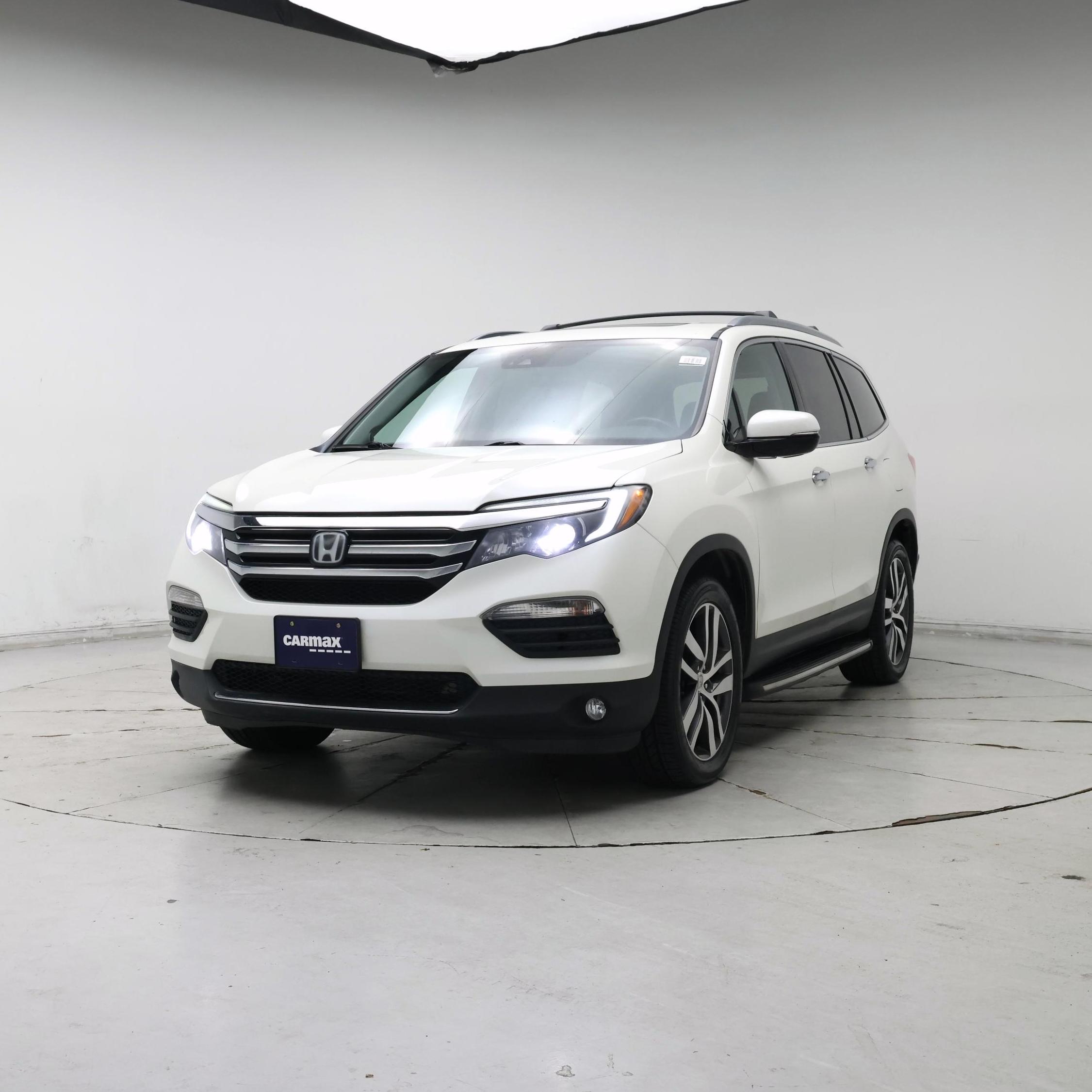 Thumbnail: 2016 Honda Pilot - 4