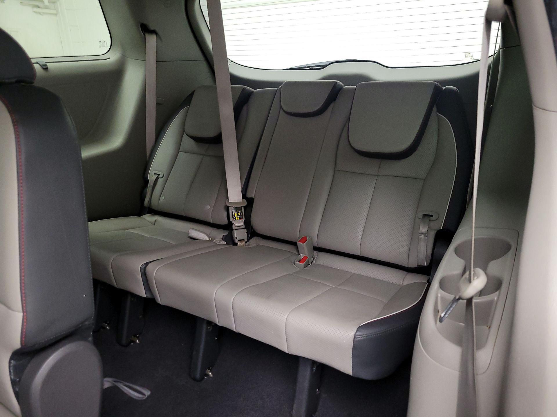 Thumbnail: 2018 Kia Sedona - 20