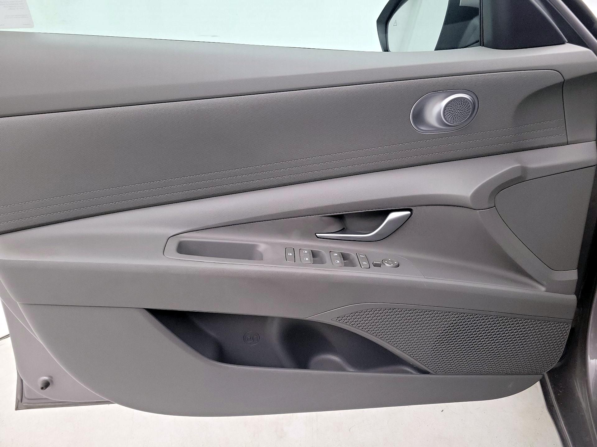 Thumbnail: 2024 Hyundai Elantra - 12