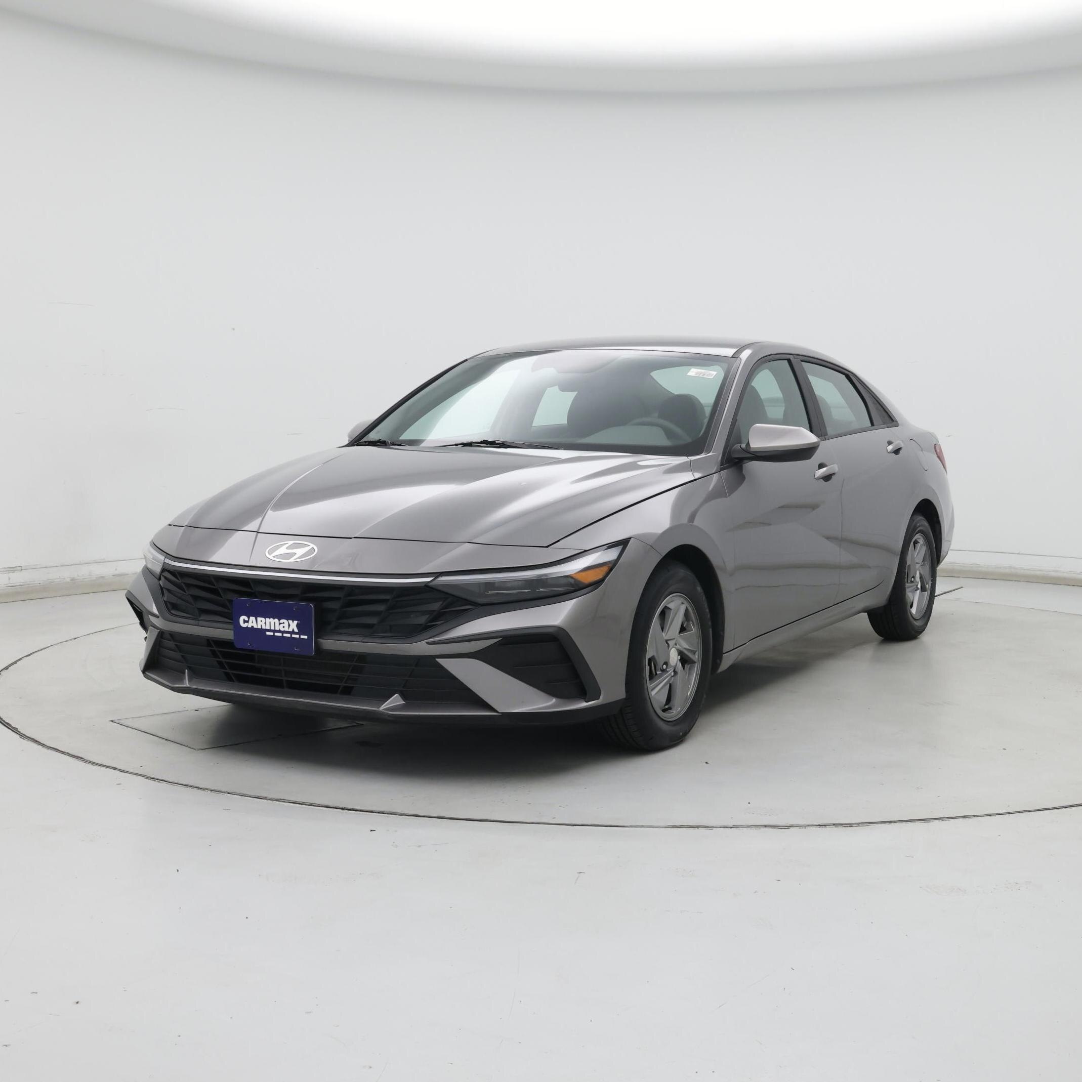 Thumbnail: 2024 Hyundai Elantra - 4