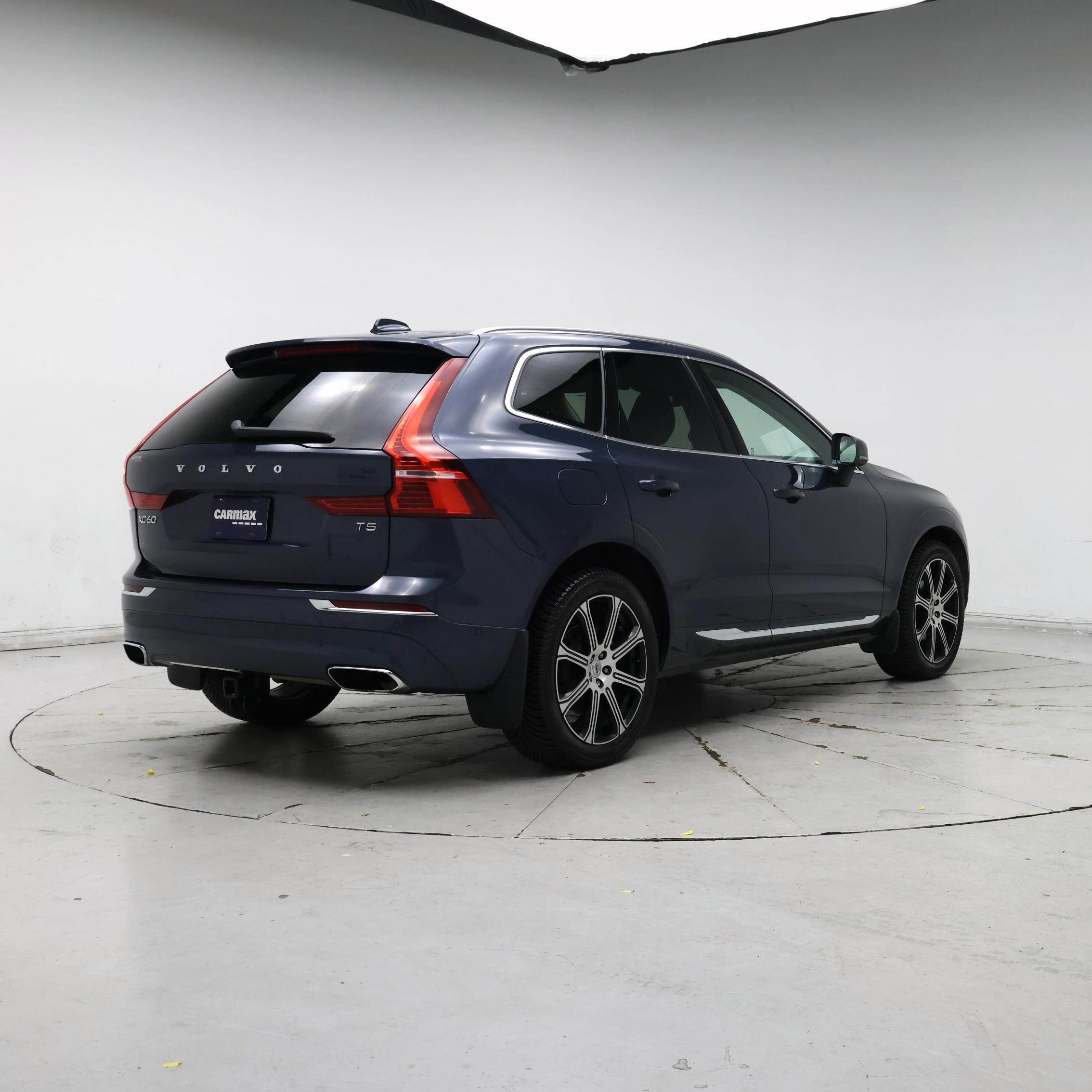 Thumbnail: 2021 Volvo XC60 - 8