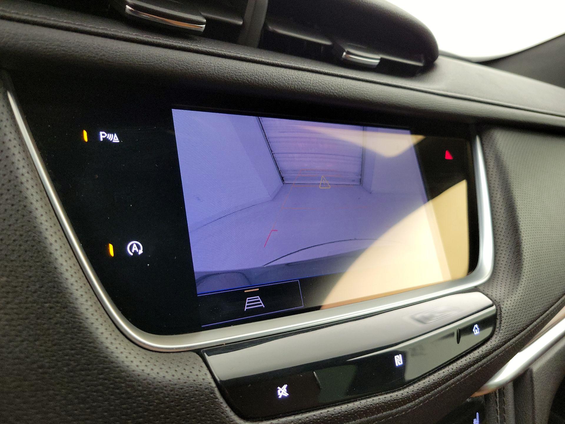 Thumbnail: 2021 Cadillac XT5 - 15