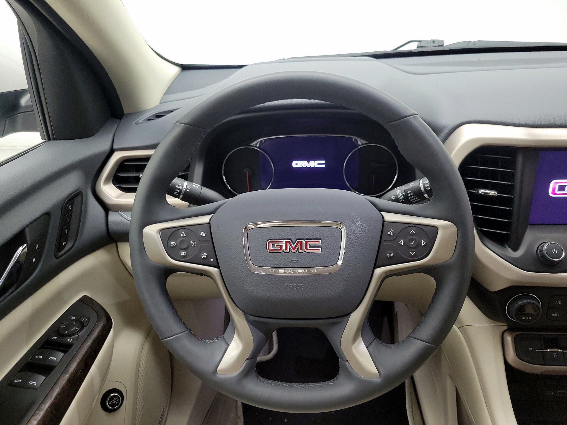 Thumbnail: 2023 GMC Acadia - 10