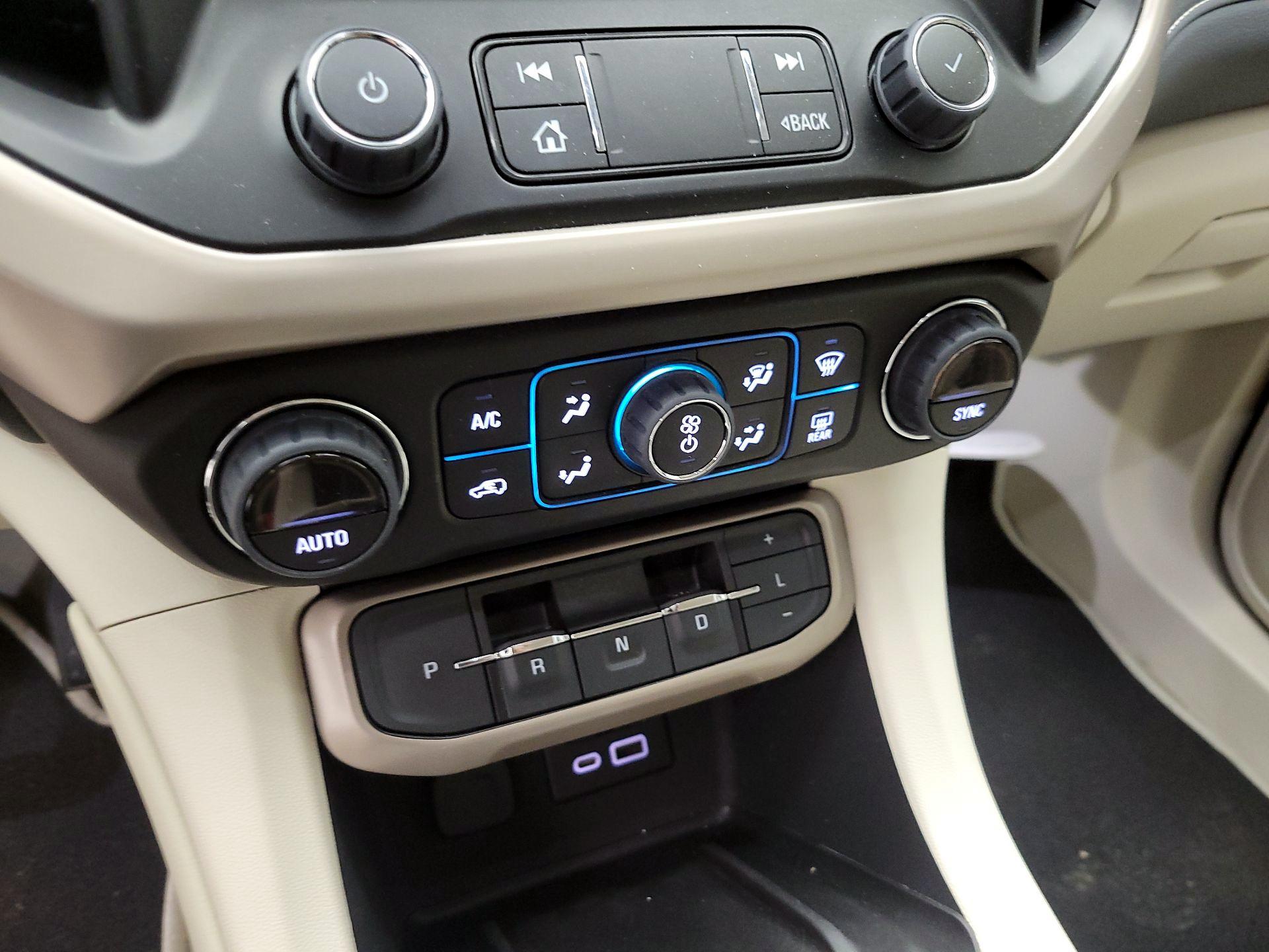 Thumbnail: 2023 GMC Acadia - 17