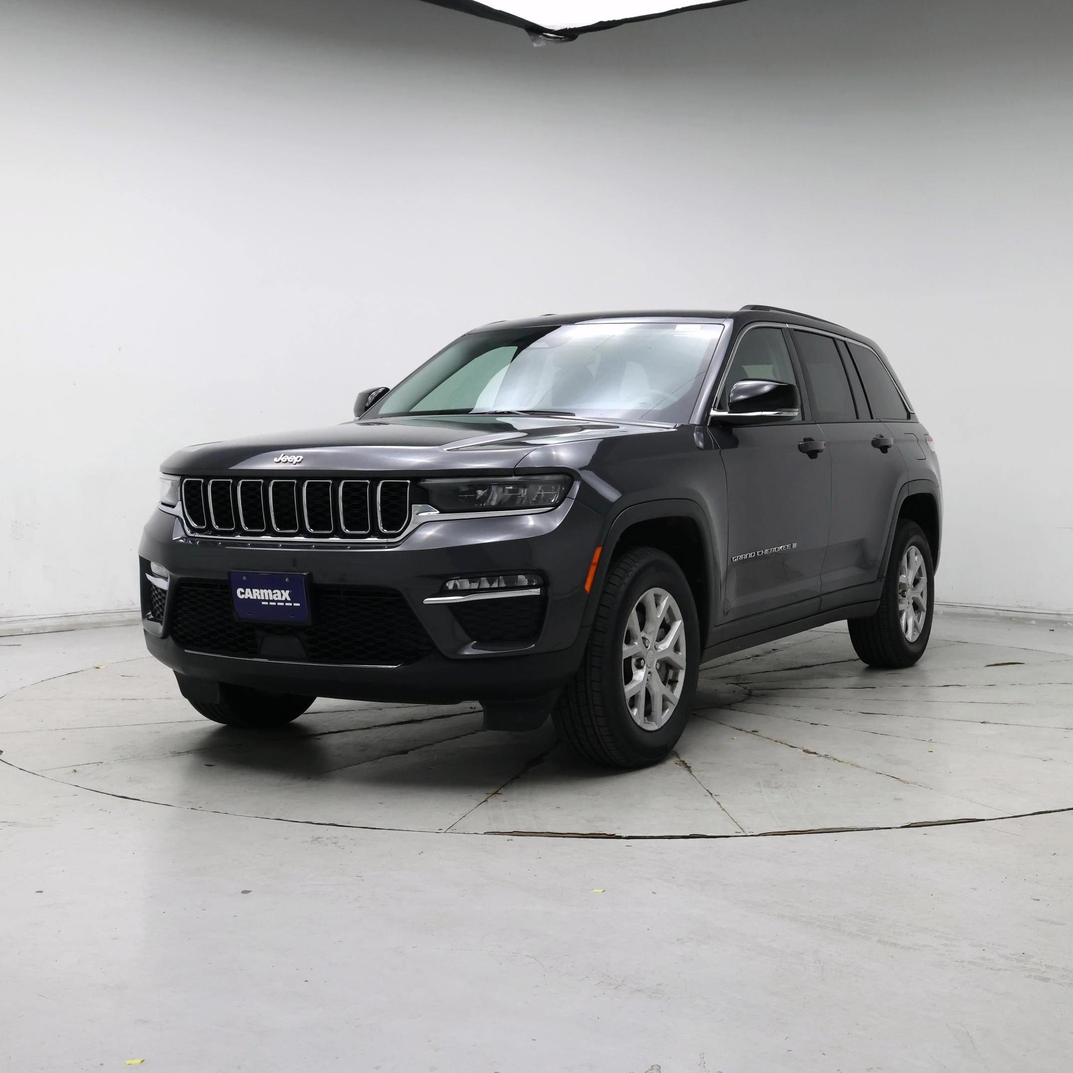 Thumbnail: 2023 Jeep Grand Cherokee - 4
