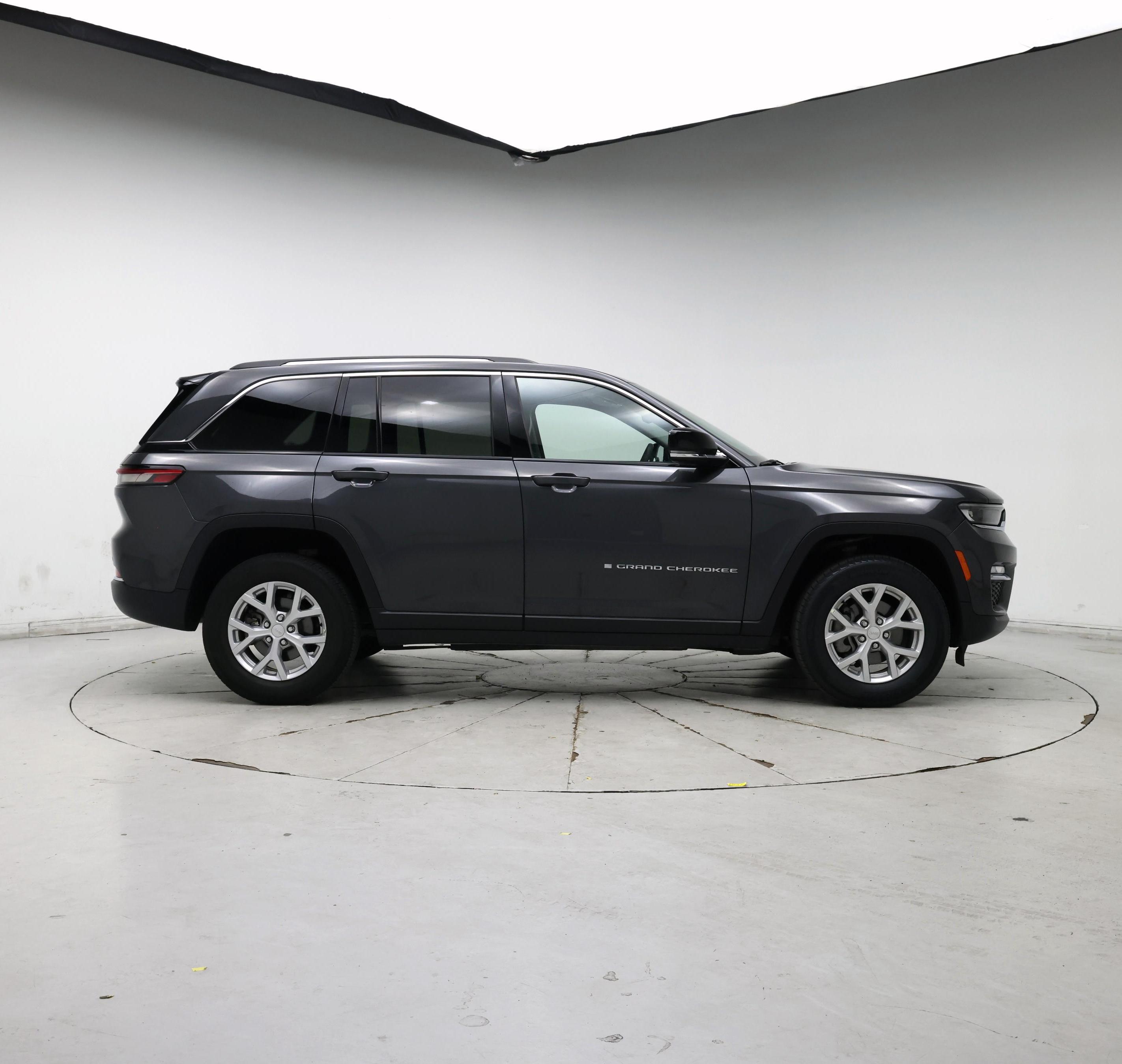 Thumbnail: 2023 Jeep Grand Cherokee - 7