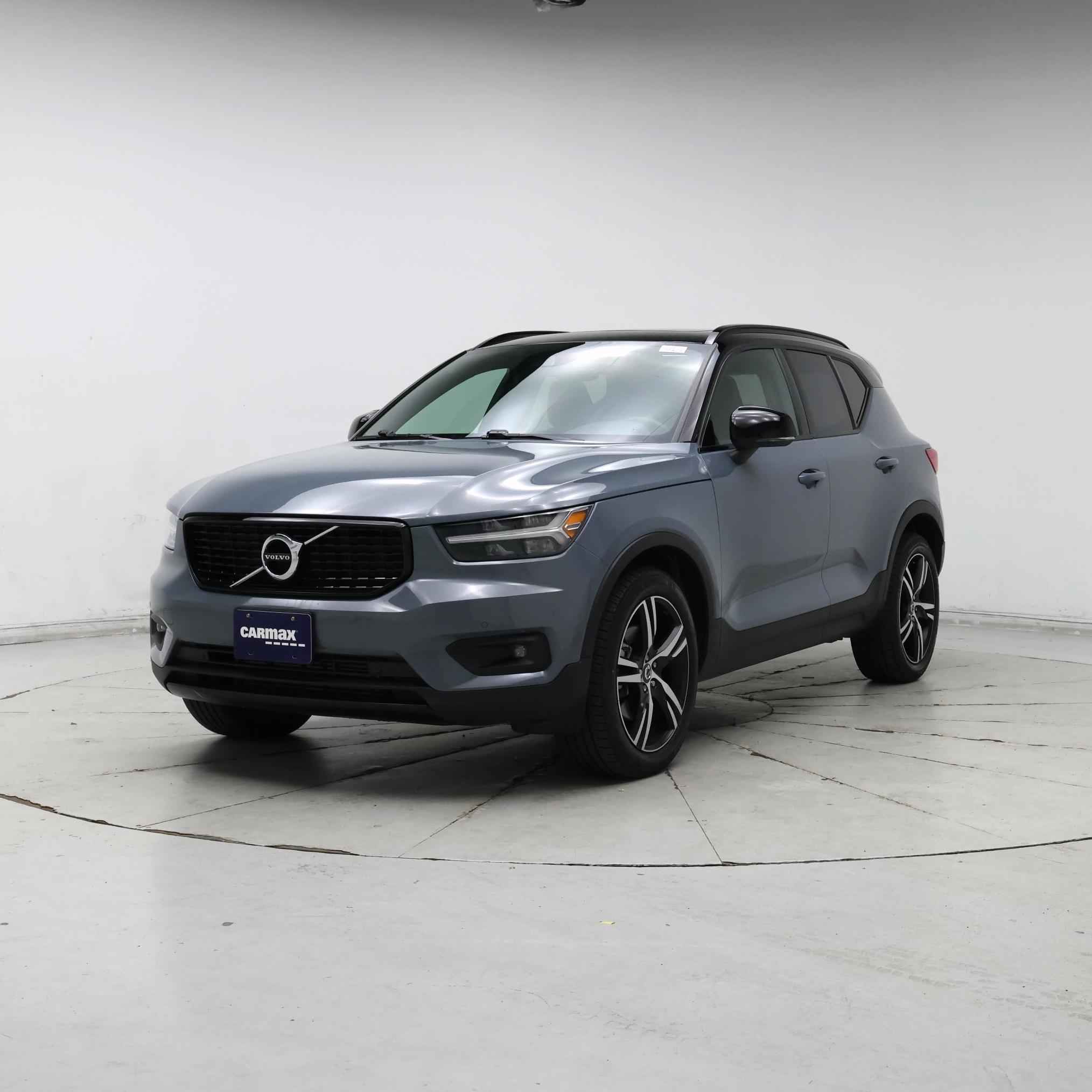Thumbnail: 2021 Volvo XC40 - 4