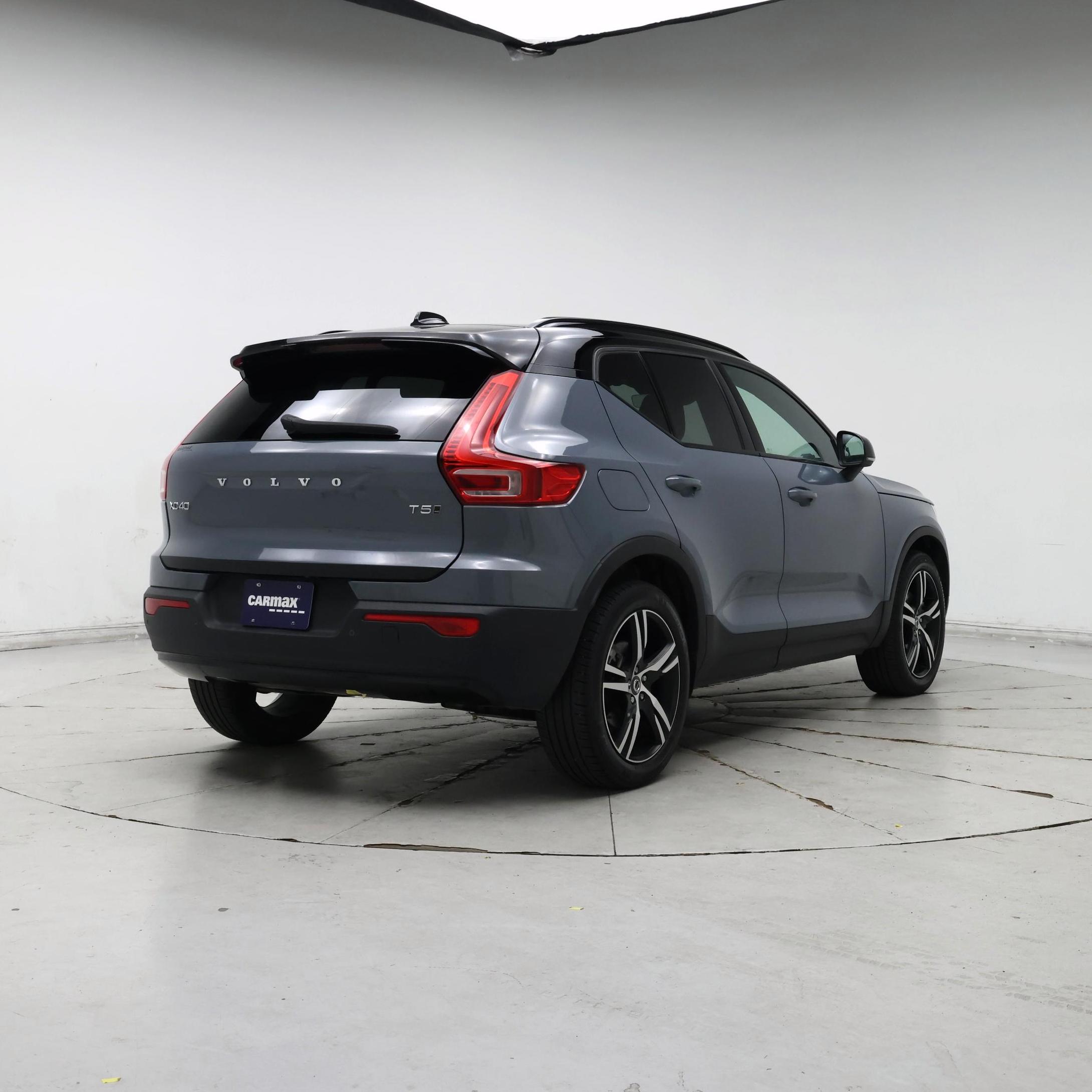 Thumbnail: 2021 Volvo XC40 - 8