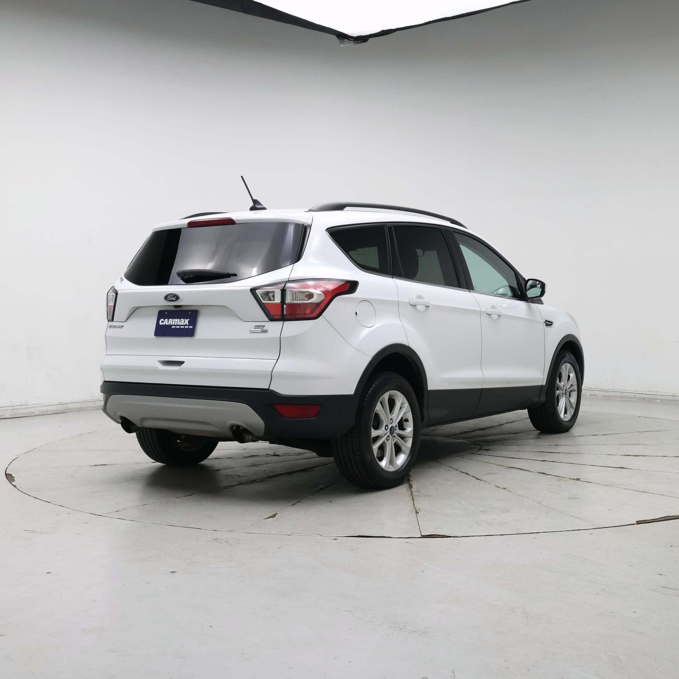 Thumbnail: 2018 Ford Escape - 8