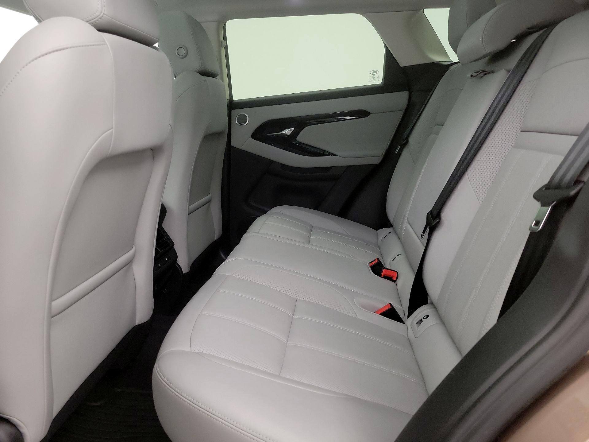 Thumbnail: 2024 Land Rover Range Rover Evoque - 20
