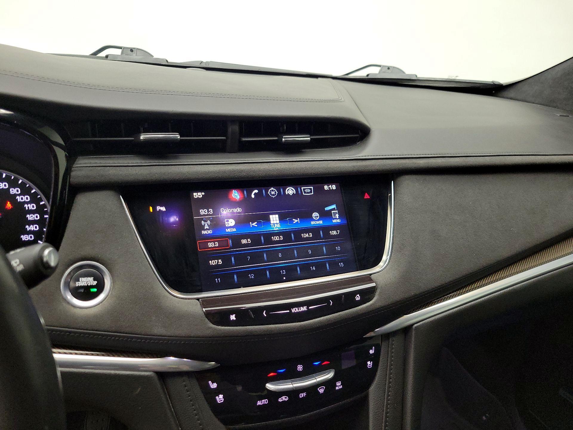 Thumbnail: 2017 Cadillac XT5 - 16