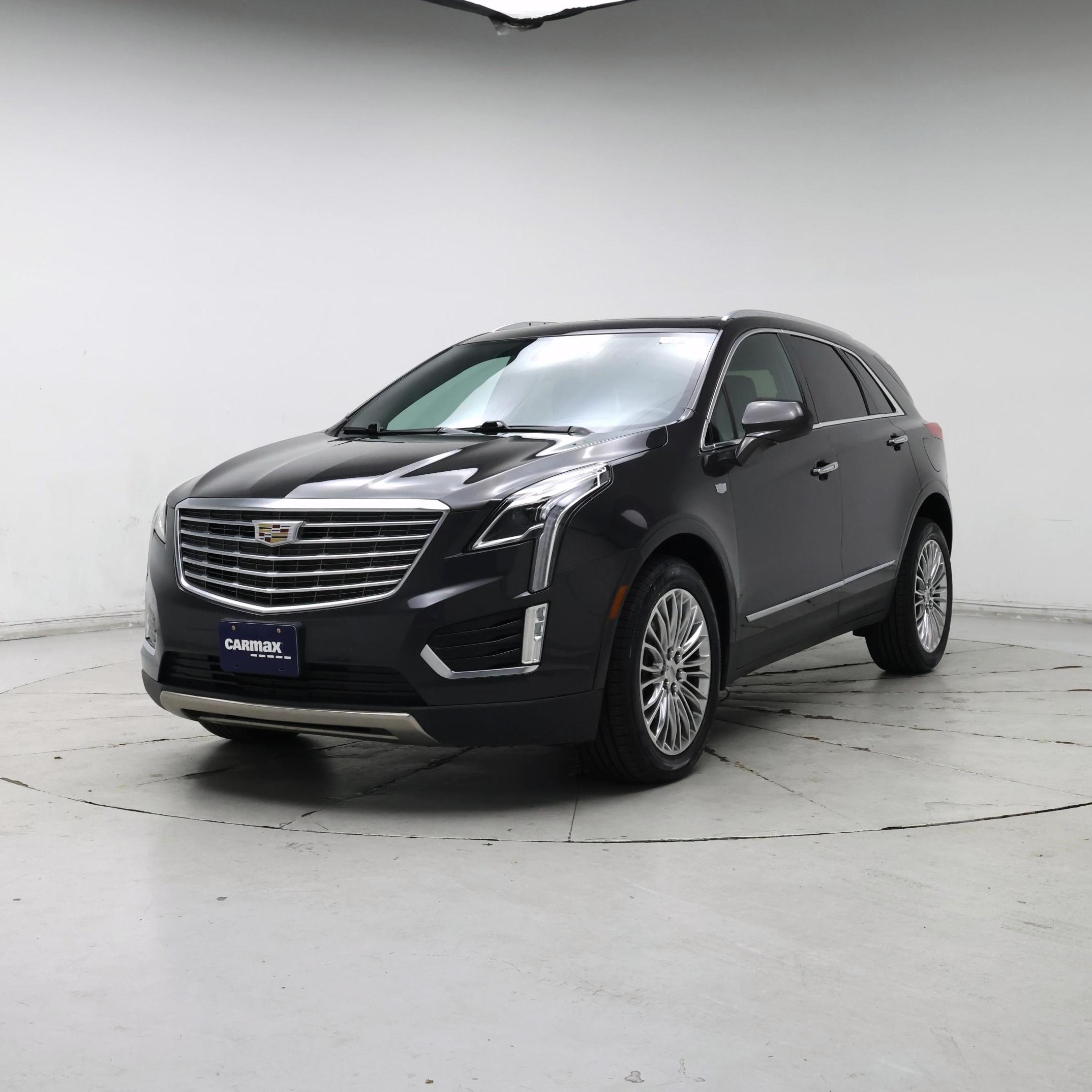 Thumbnail: 2017 Cadillac XT5 - 4