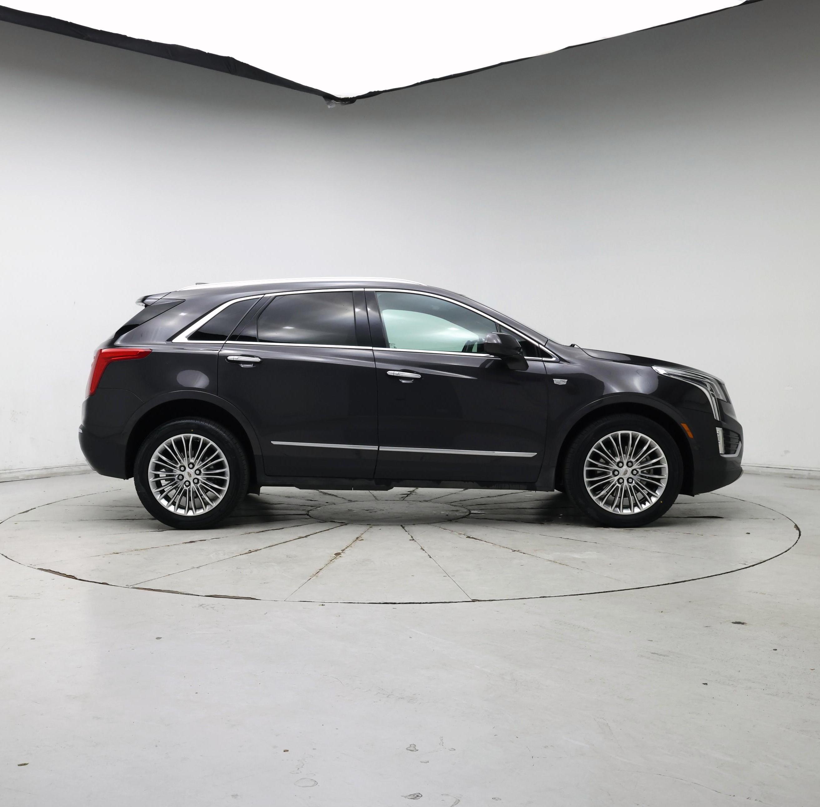 Thumbnail: 2017 Cadillac XT5 - 7