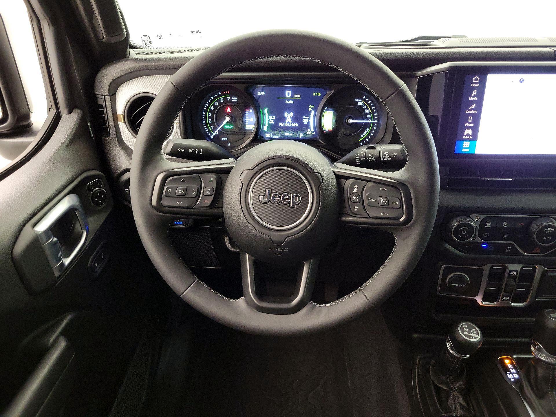 Thumbnail: 2025 Jeep Wrangler - 10