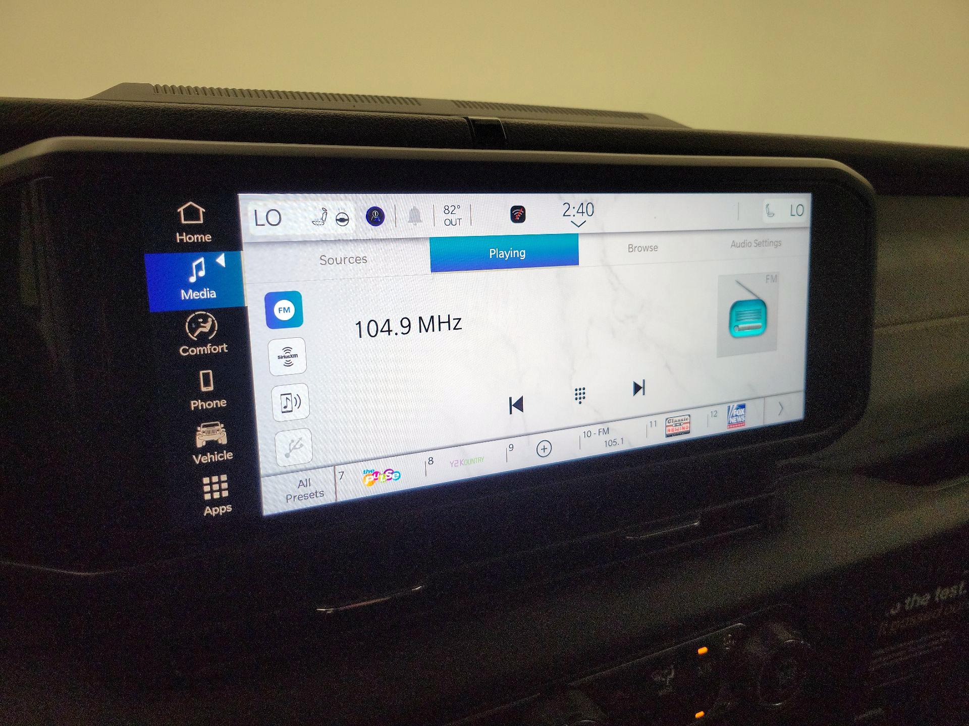 Thumbnail: 2025 Jeep Wrangler - 15