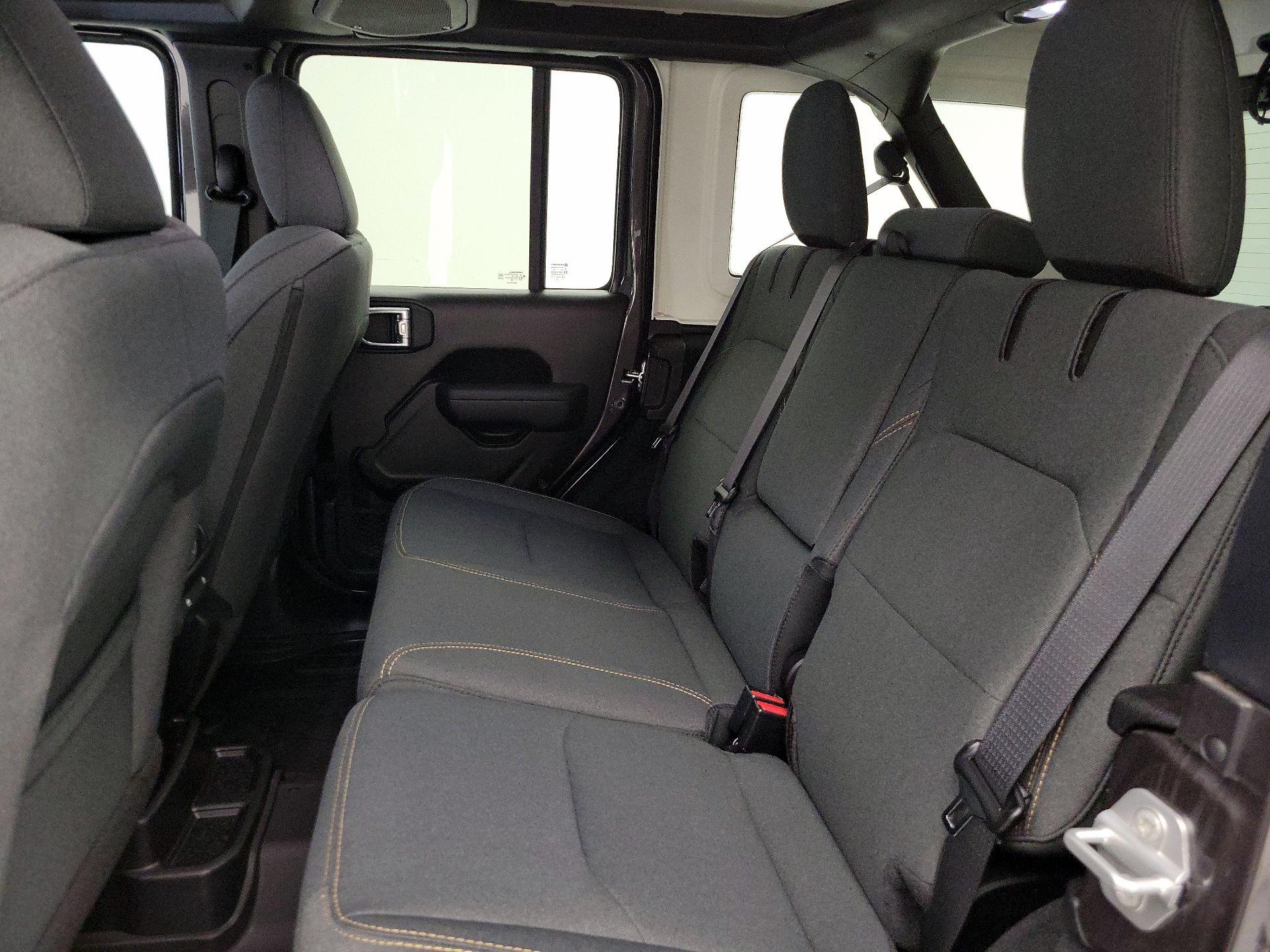 Thumbnail: 2025 Jeep Wrangler - 19