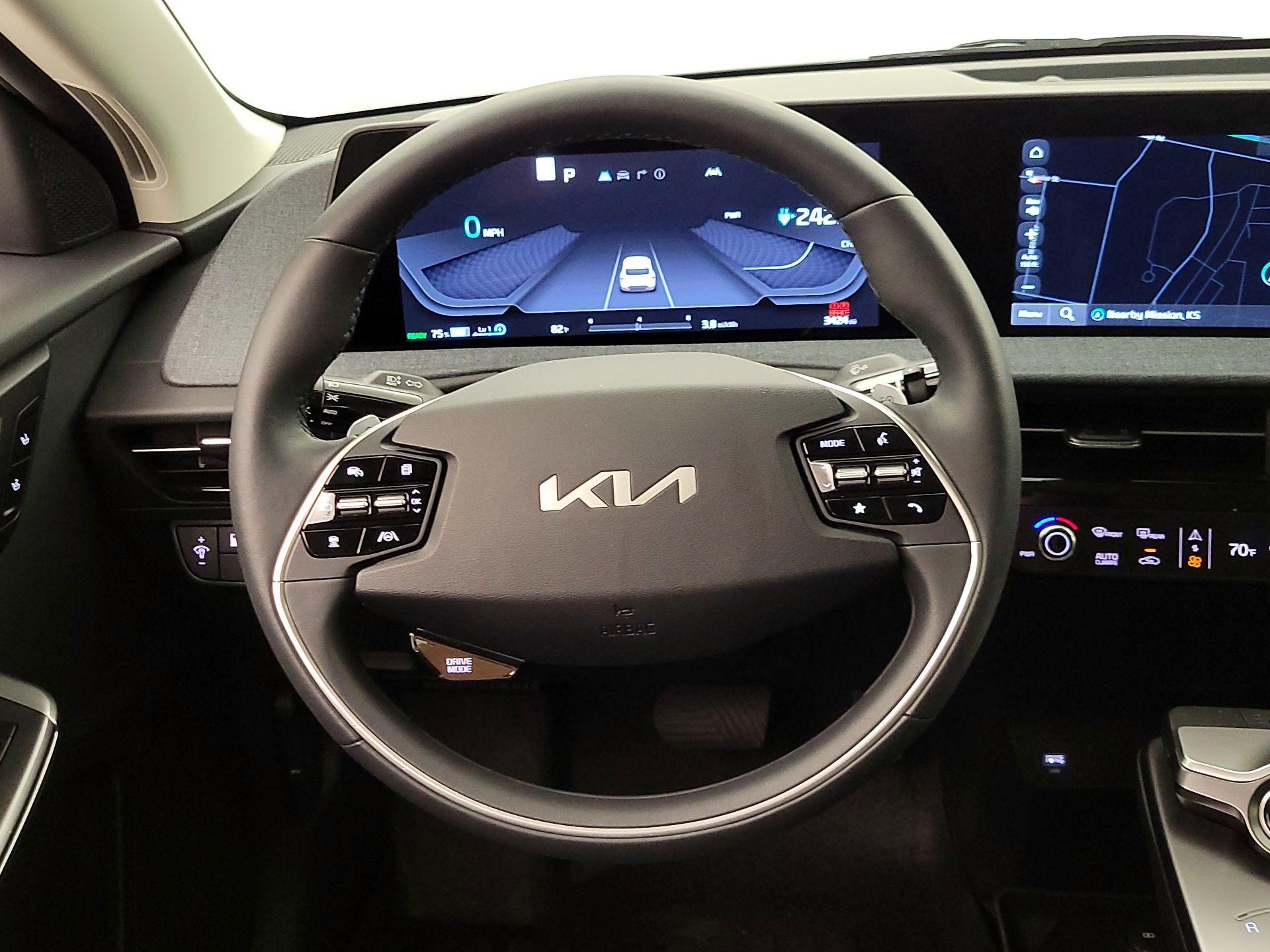 Thumbnail: 2024 Kia EV6 - 10