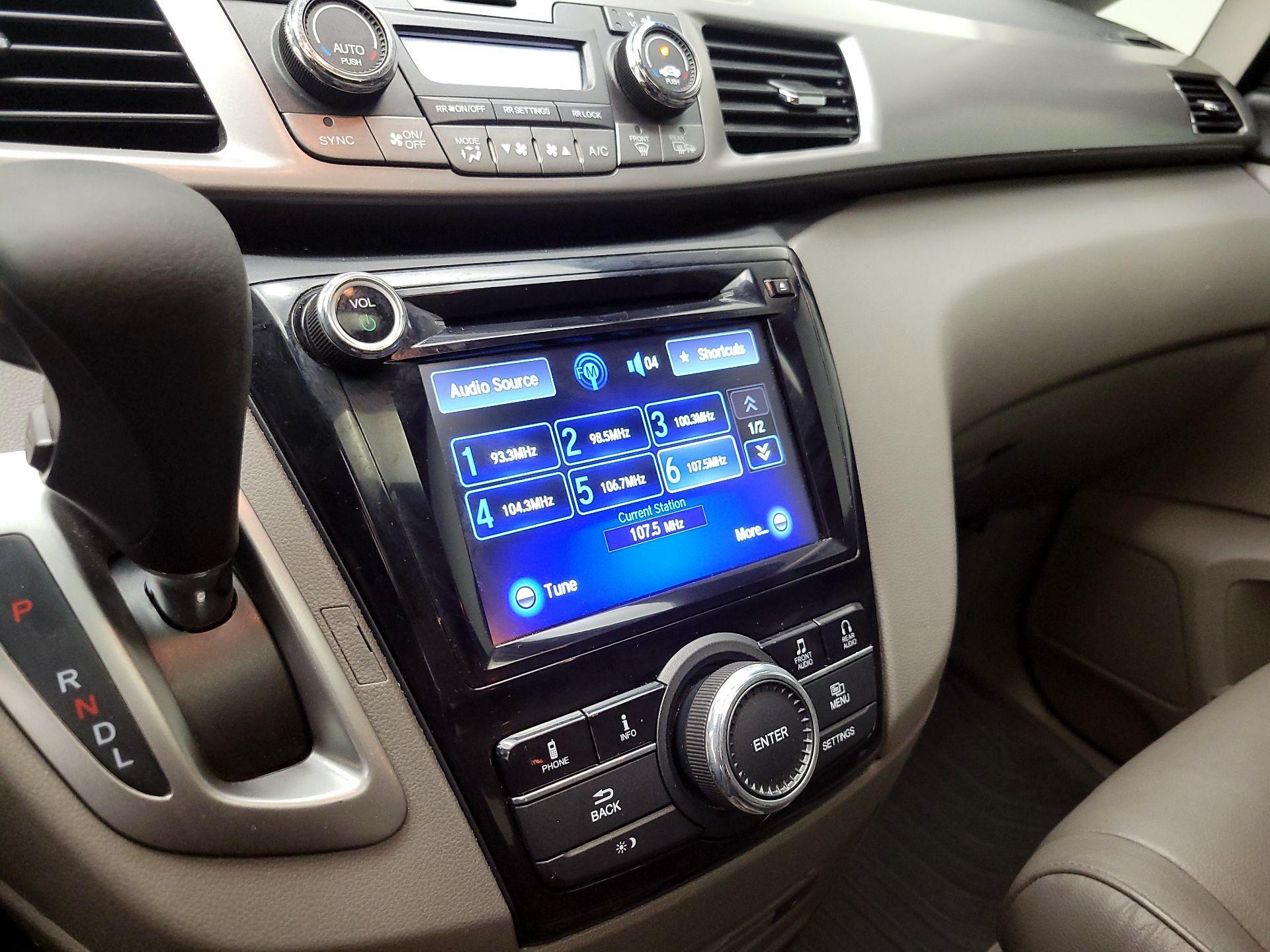 Thumbnail: 2016 Honda Odyssey - 15