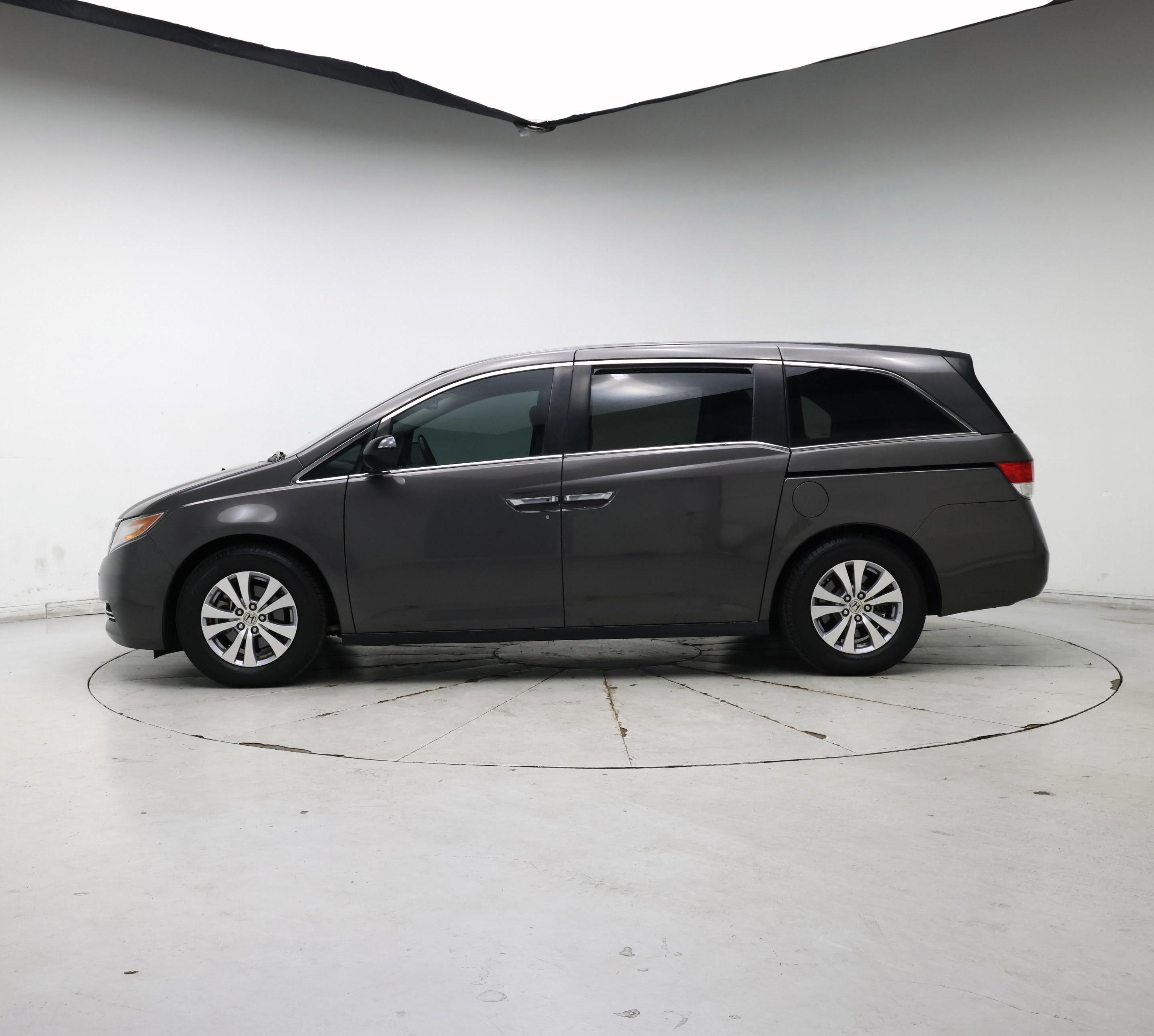 Thumbnail: 2016 Honda Odyssey - 3
