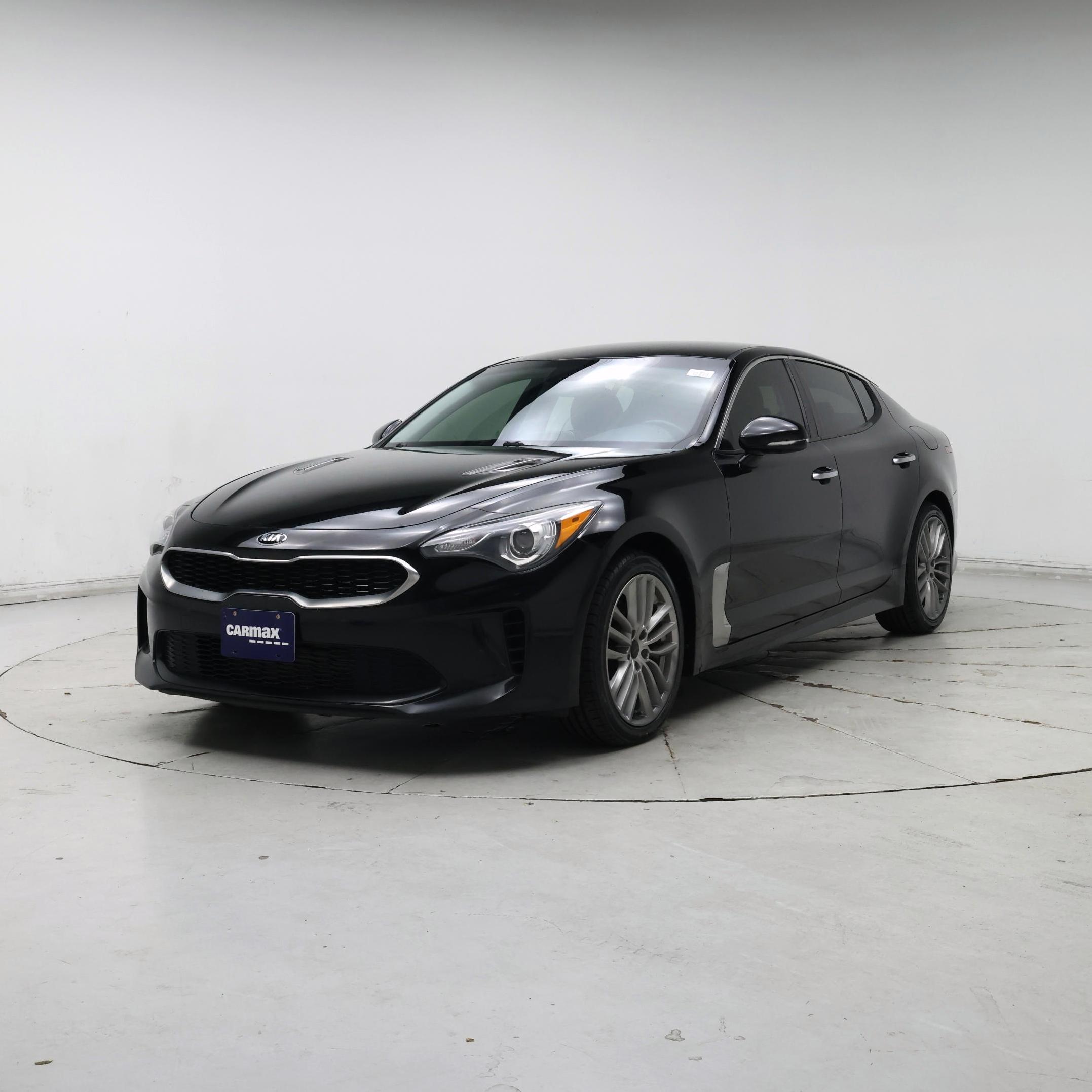 Thumbnail: 2018 Kia Stinger - 4