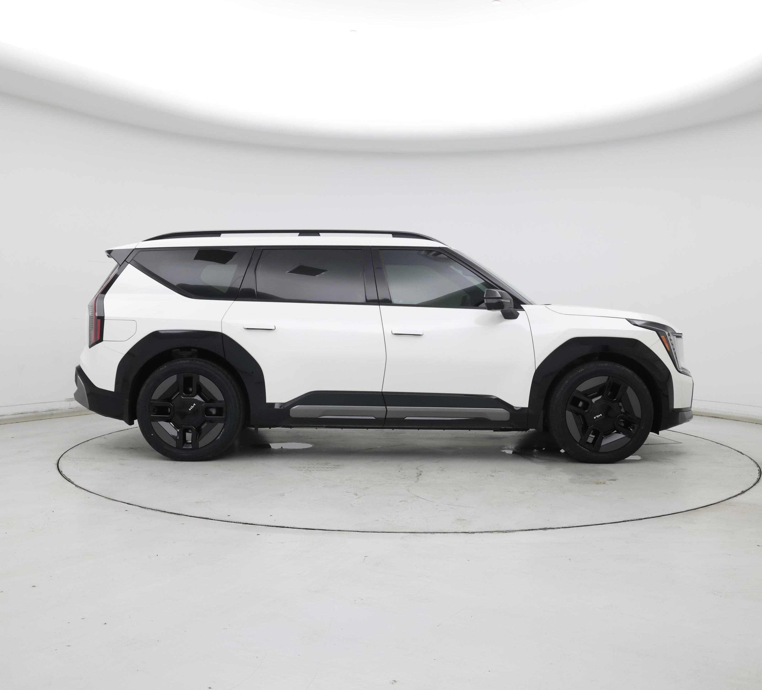 Thumbnail: 2024 Kia EV9 - 7