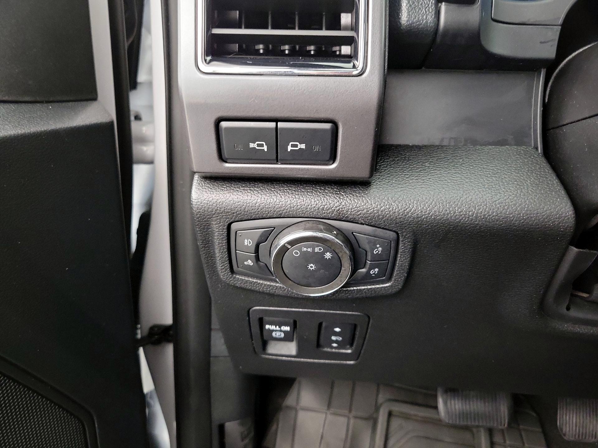 Thumbnail: 2020 Ford F-150 - 13