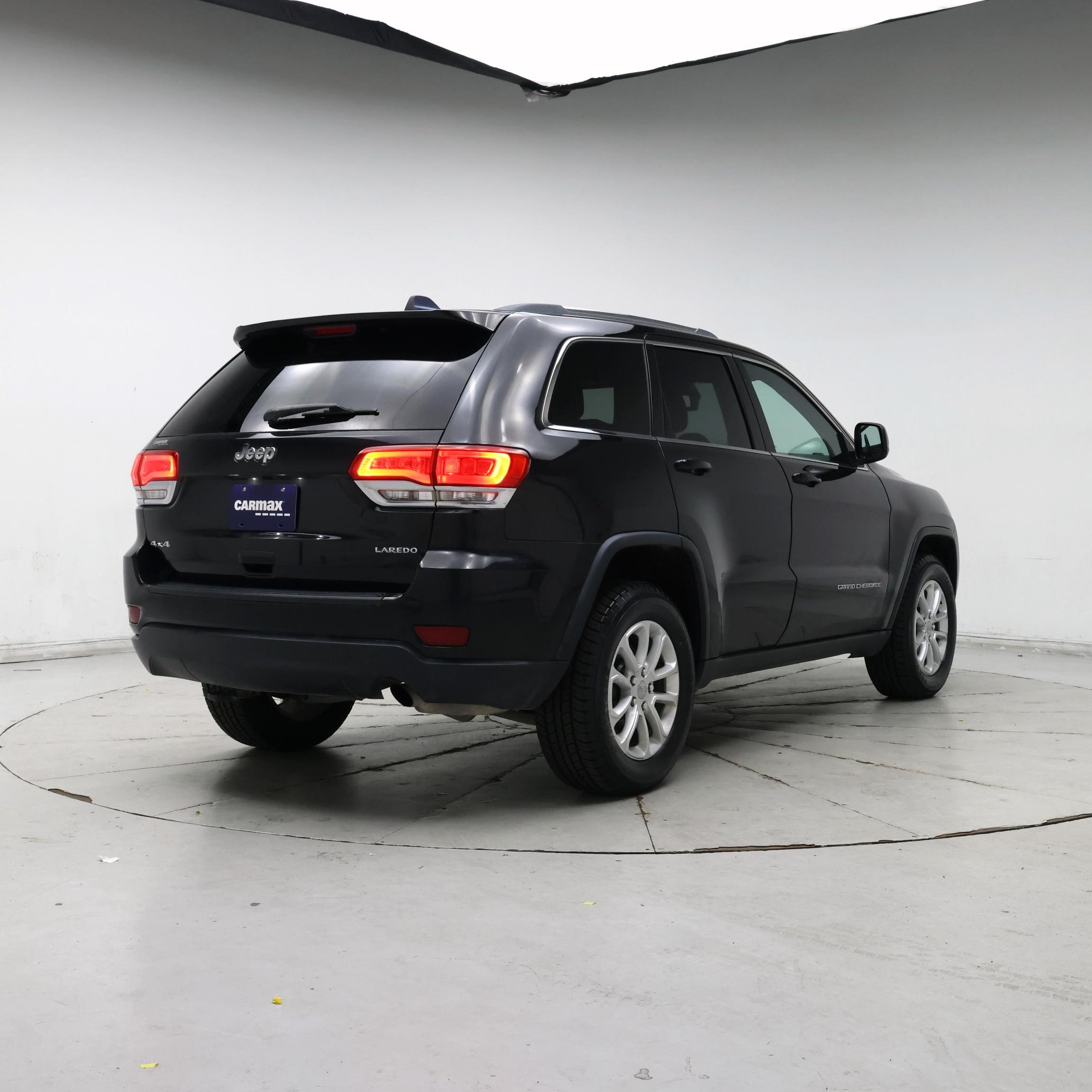 Thumbnail: 2014 Jeep Grand Cherokee - 8