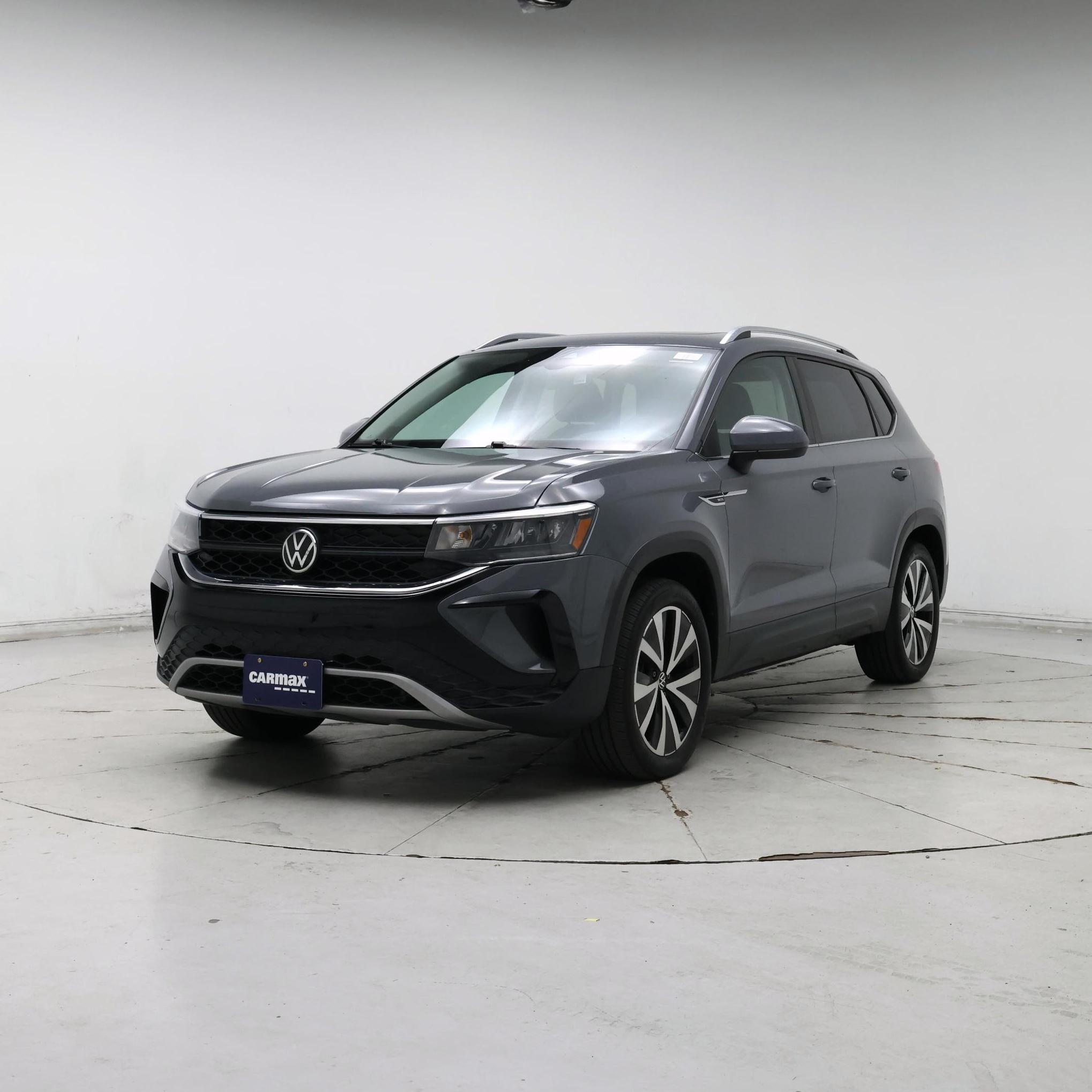 Thumbnail: 2022 Volkswagen Taos - 4