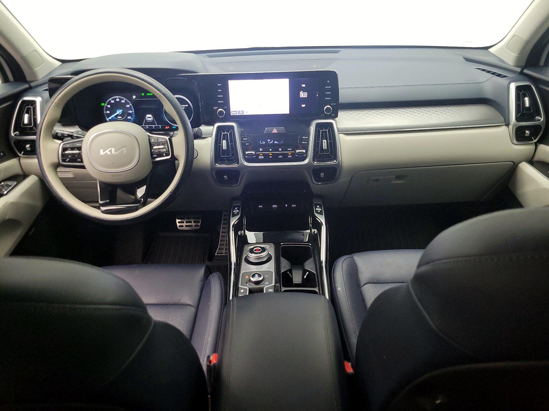 Thumbnail: 2024 Kia Sorento - 9