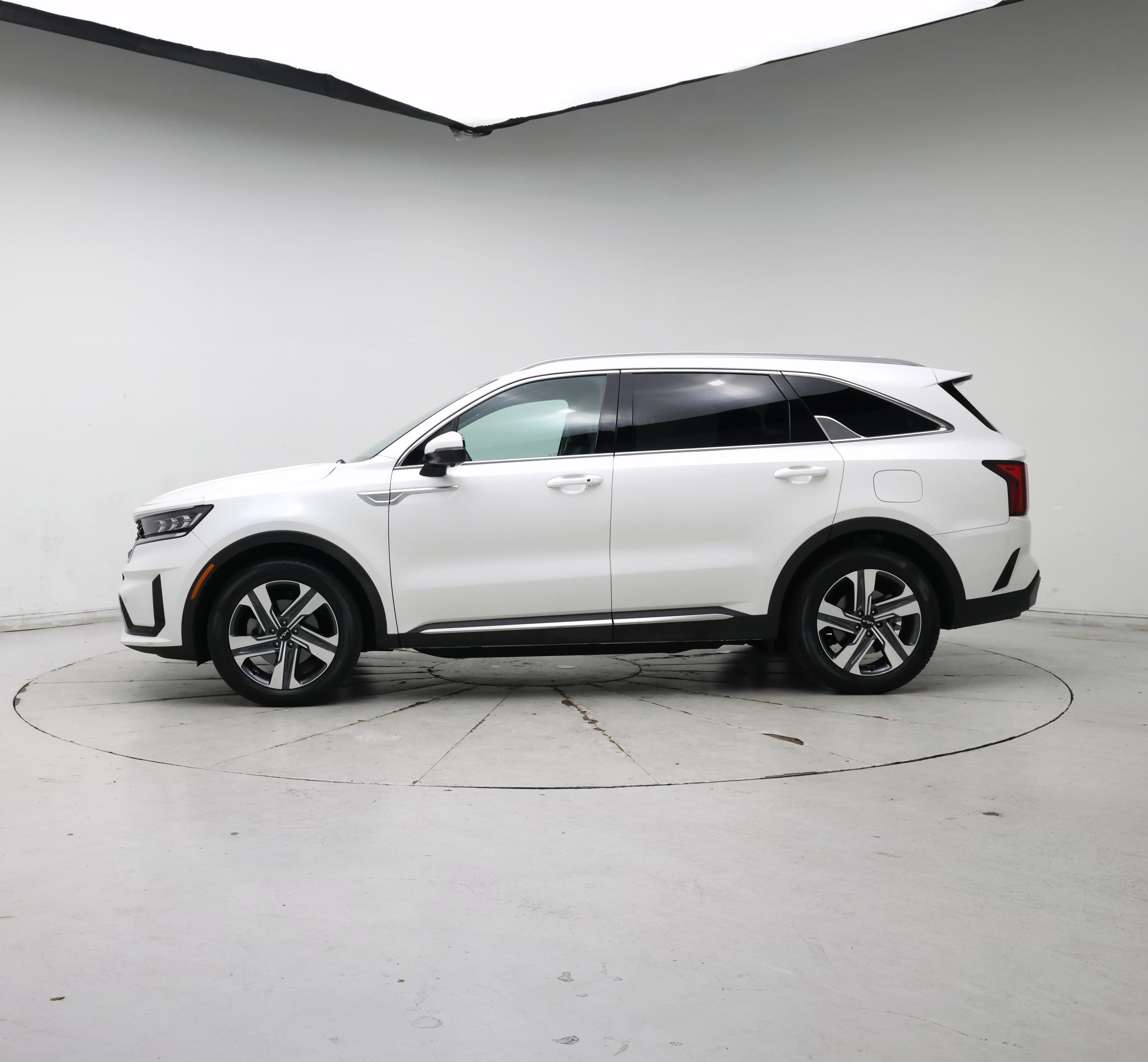 Thumbnail: 2024 Kia Sorento - 3