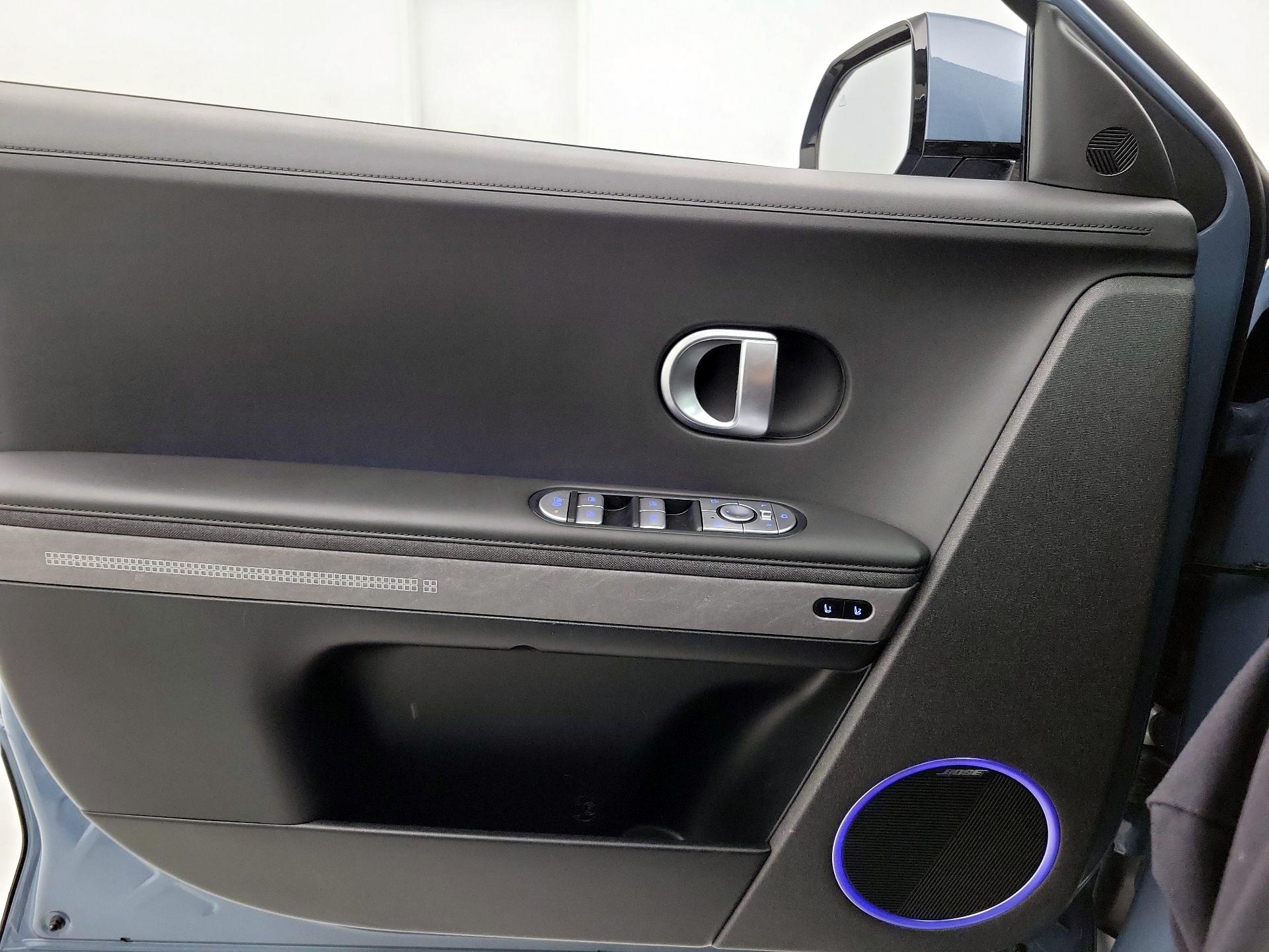 Thumbnail: 2024 Hyundai Ioniq 5 - 12