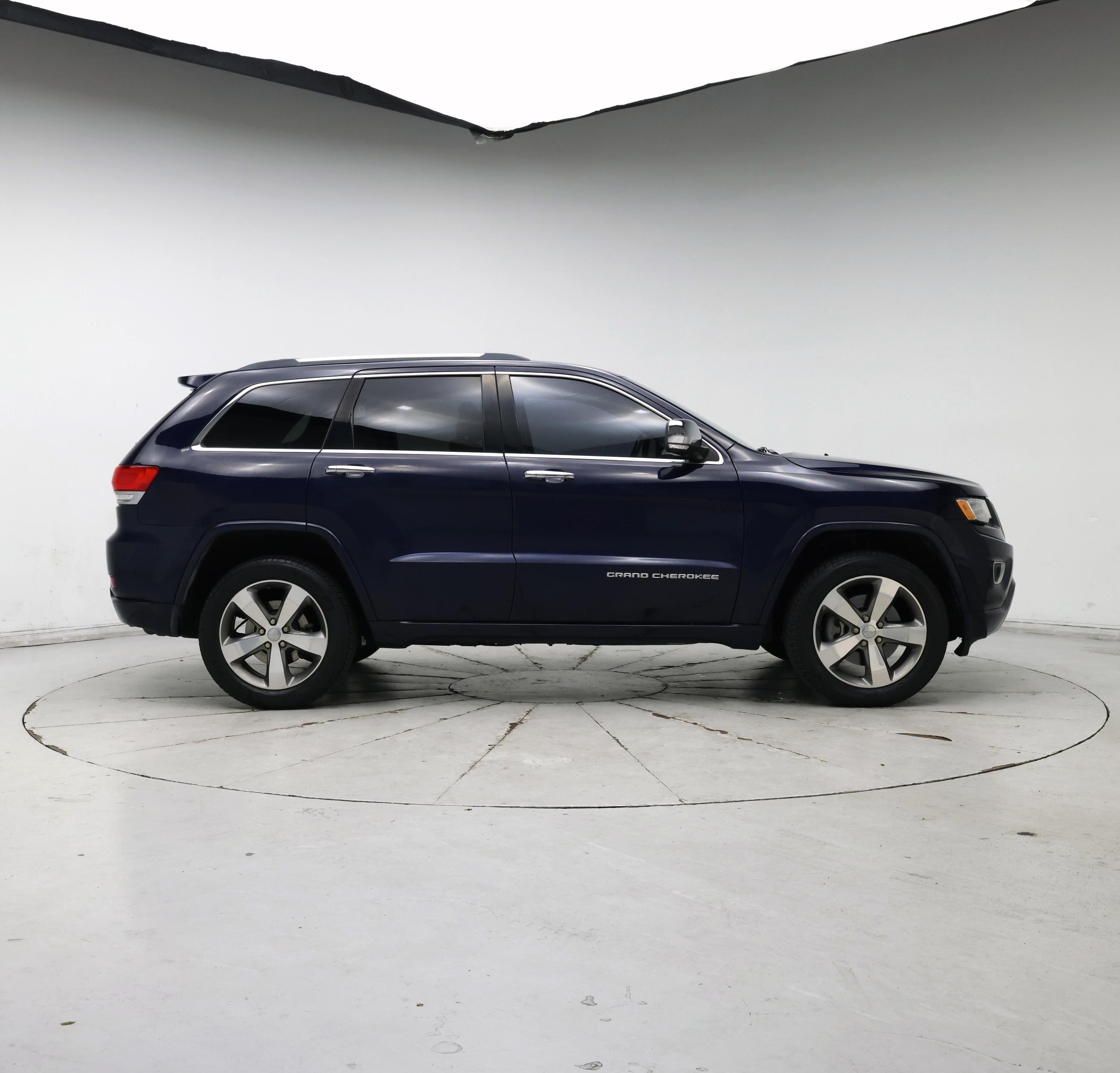 Thumbnail: 2015 Jeep Grand Cherokee - 7