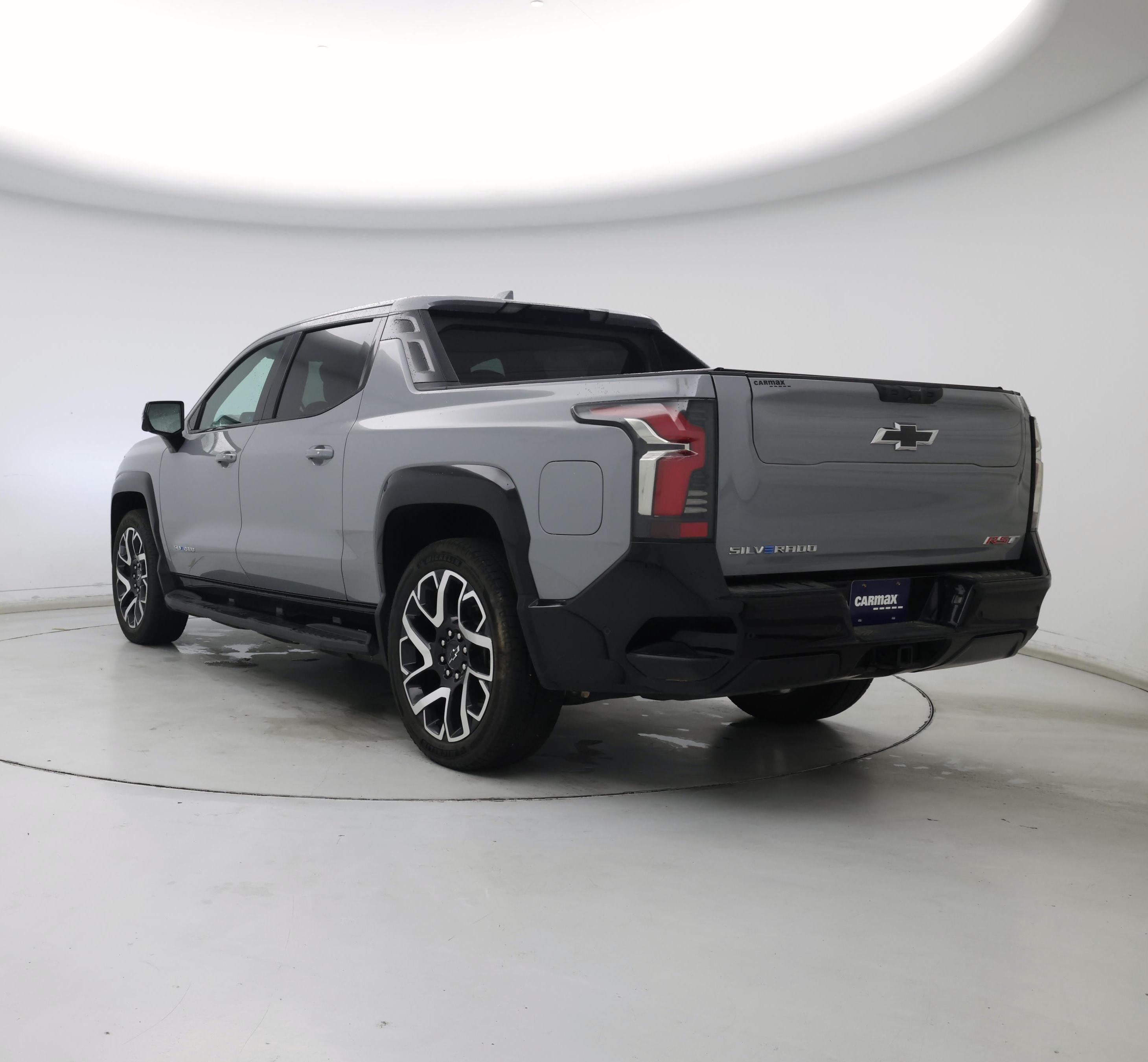 Thumbnail: 2025 Chevrolet Silverado EV - 2