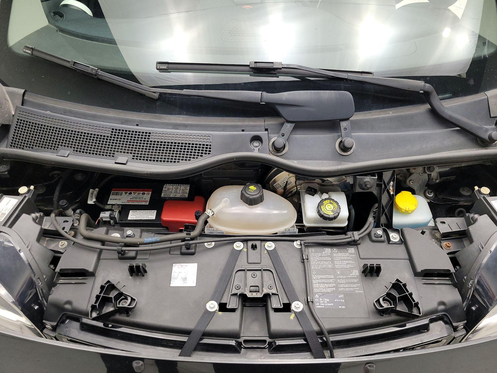 Thumbnail: 2016 smart fortwo - 20
