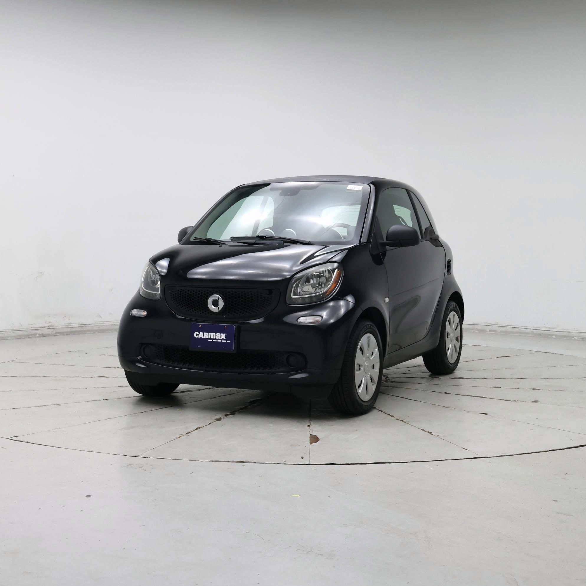 Thumbnail: 2016 smart fortwo - 4