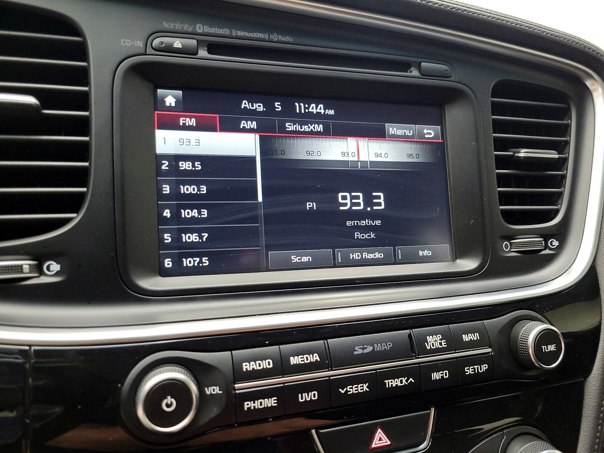 Thumbnail: 2015 Kia Optima - 16