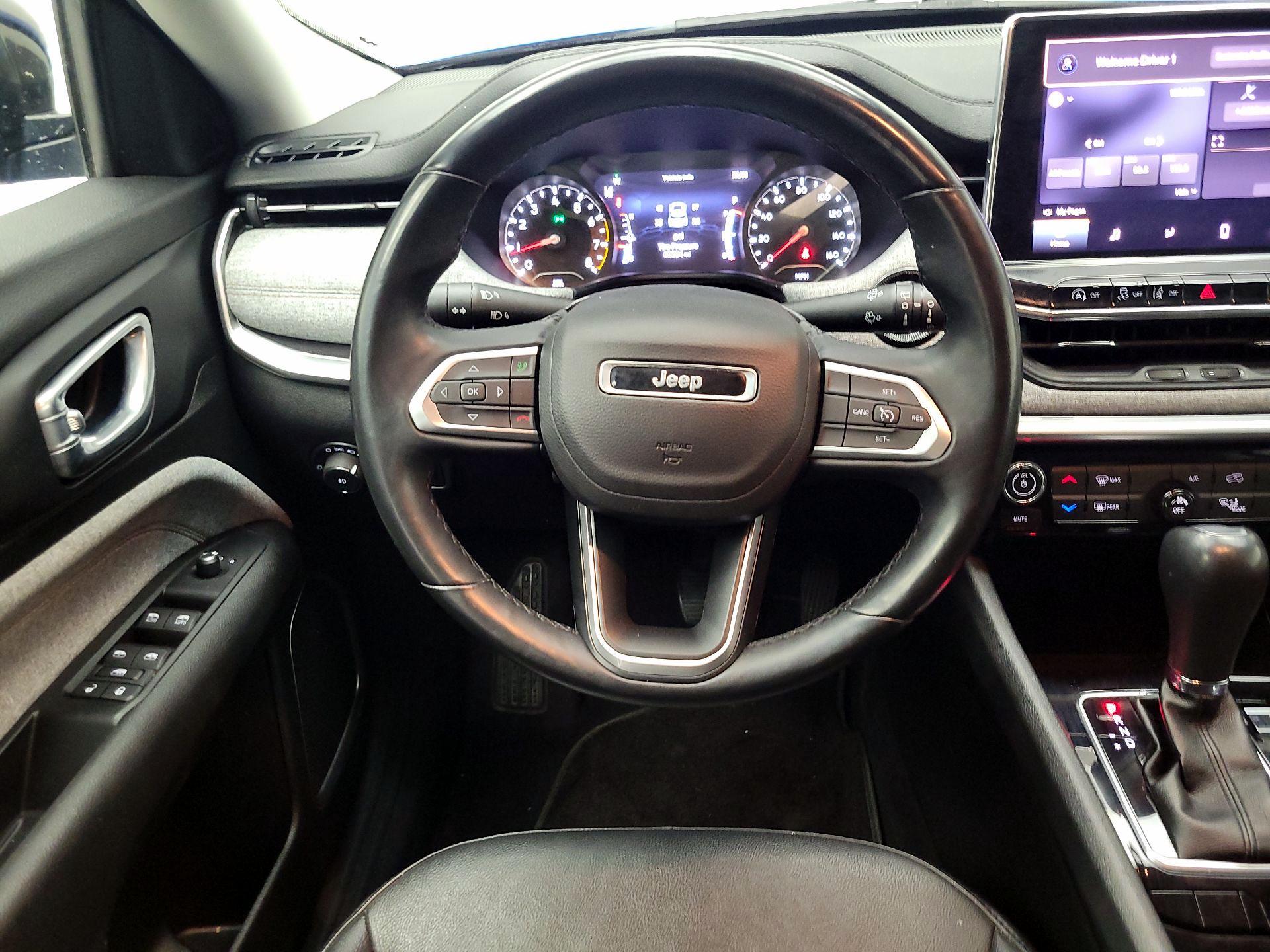 Thumbnail: 2022 Jeep Compass - 10