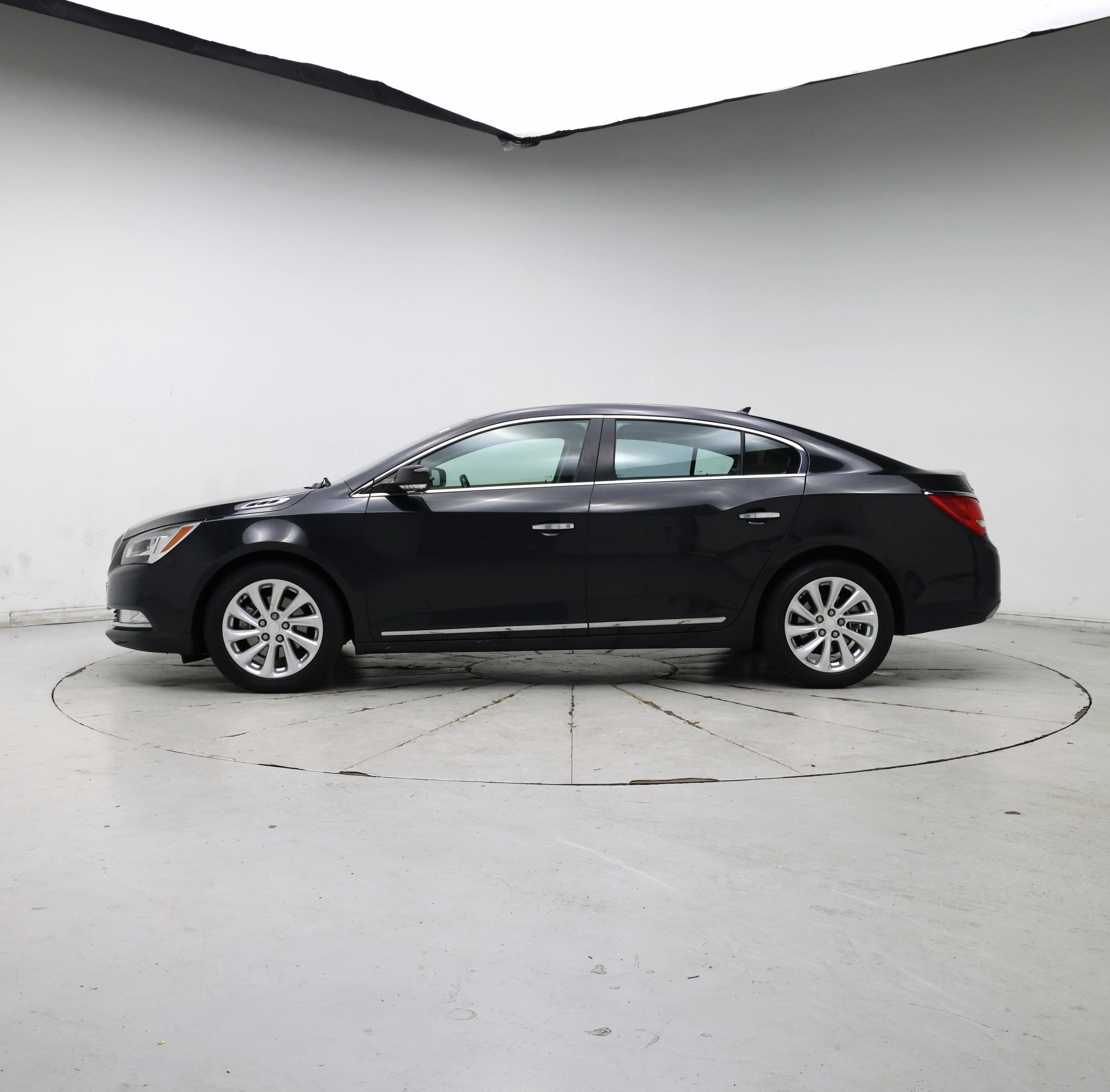 Thumbnail: 2014 Buick LaCrosse - 3