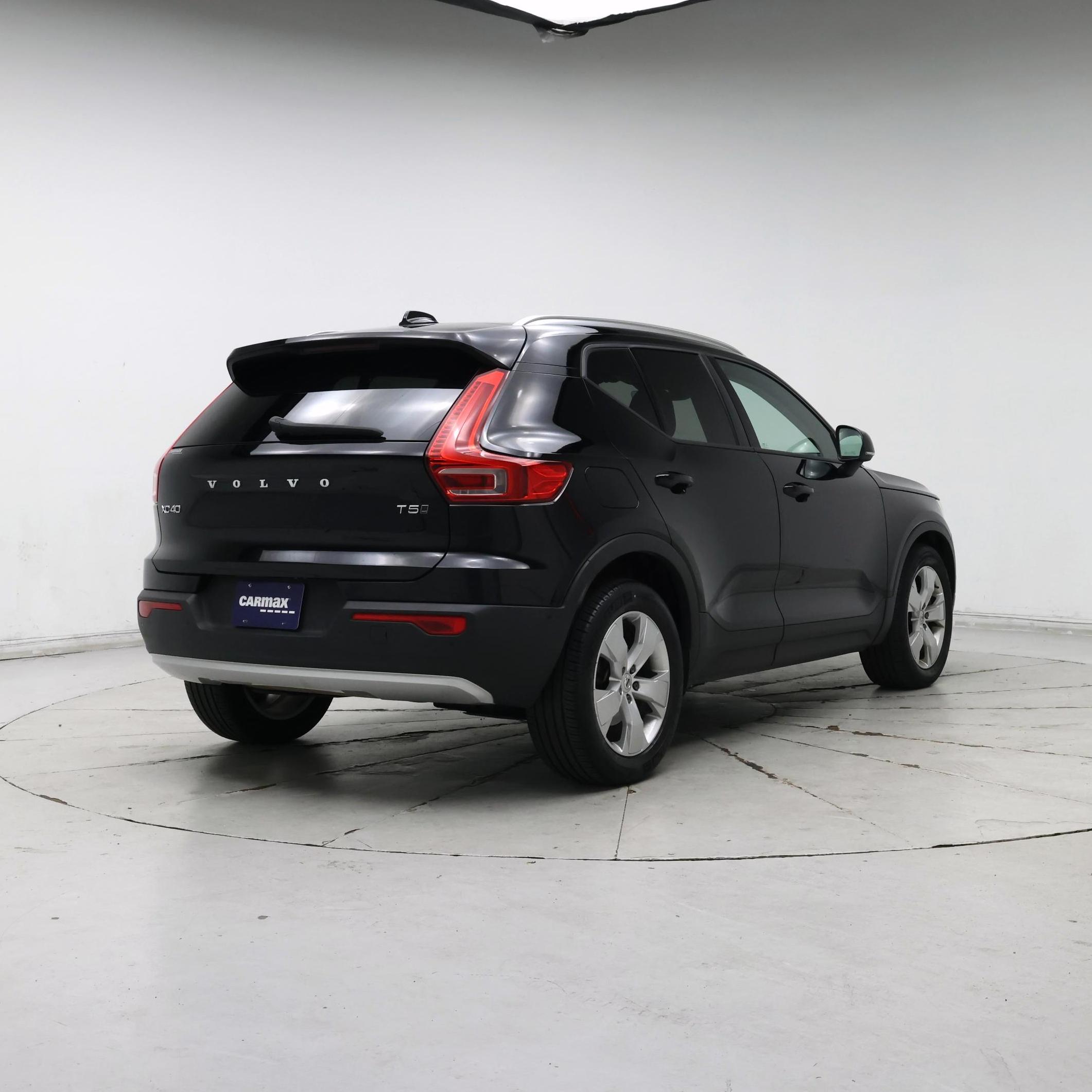 Thumbnail: 2019 Volvo XC40 - 8