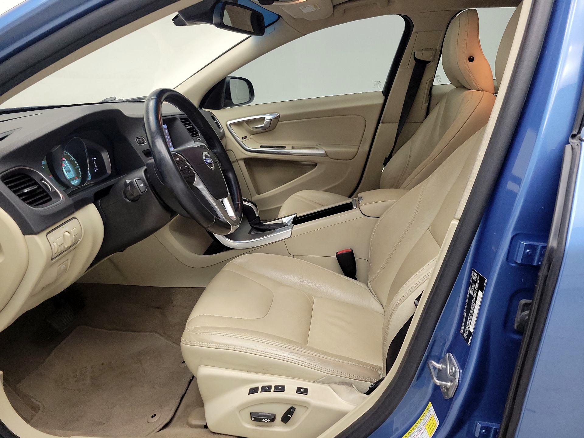 Thumbnail: 2014 Volvo S60 - 11