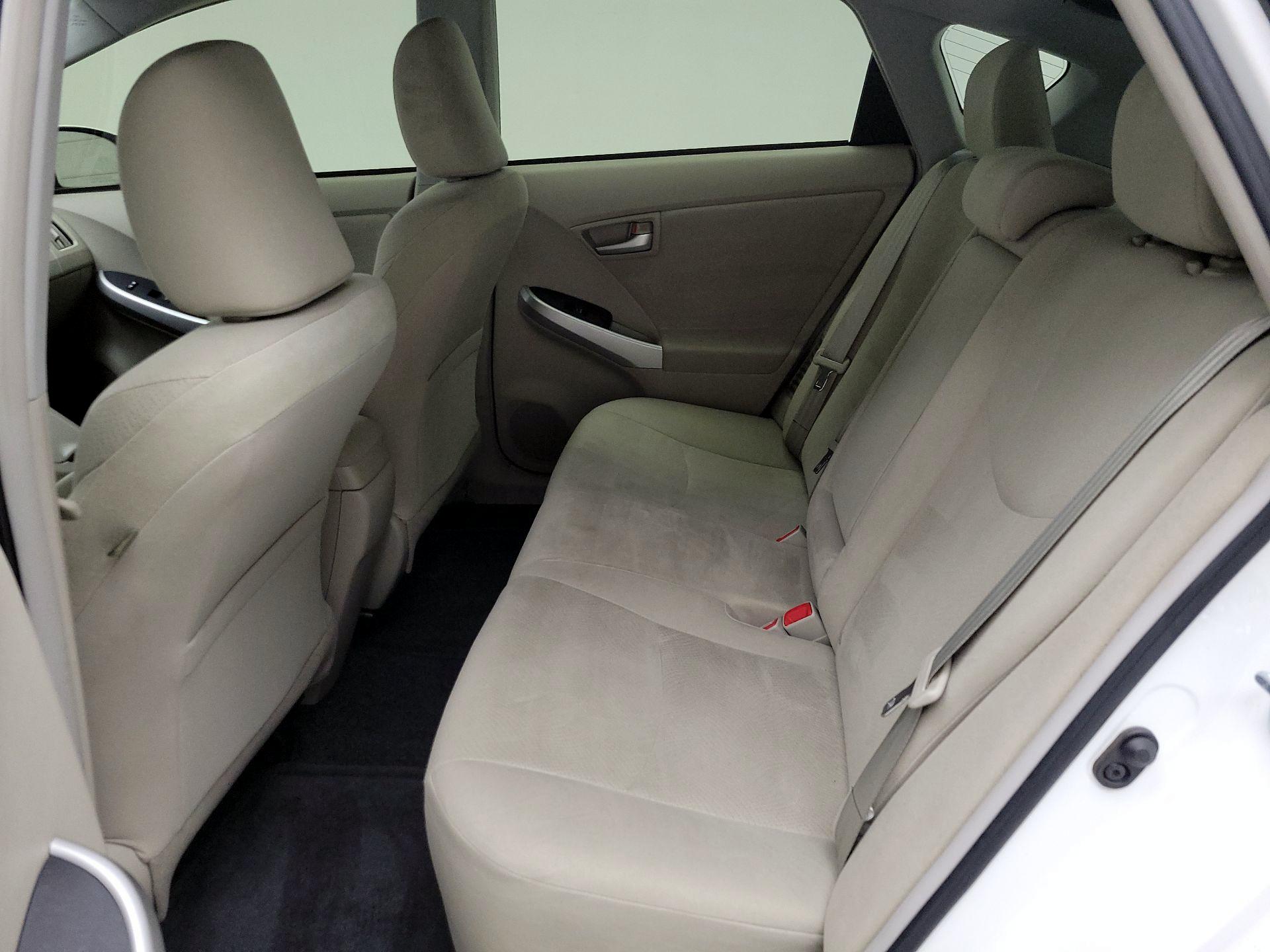 Thumbnail: 2015 Toyota Prius - 19