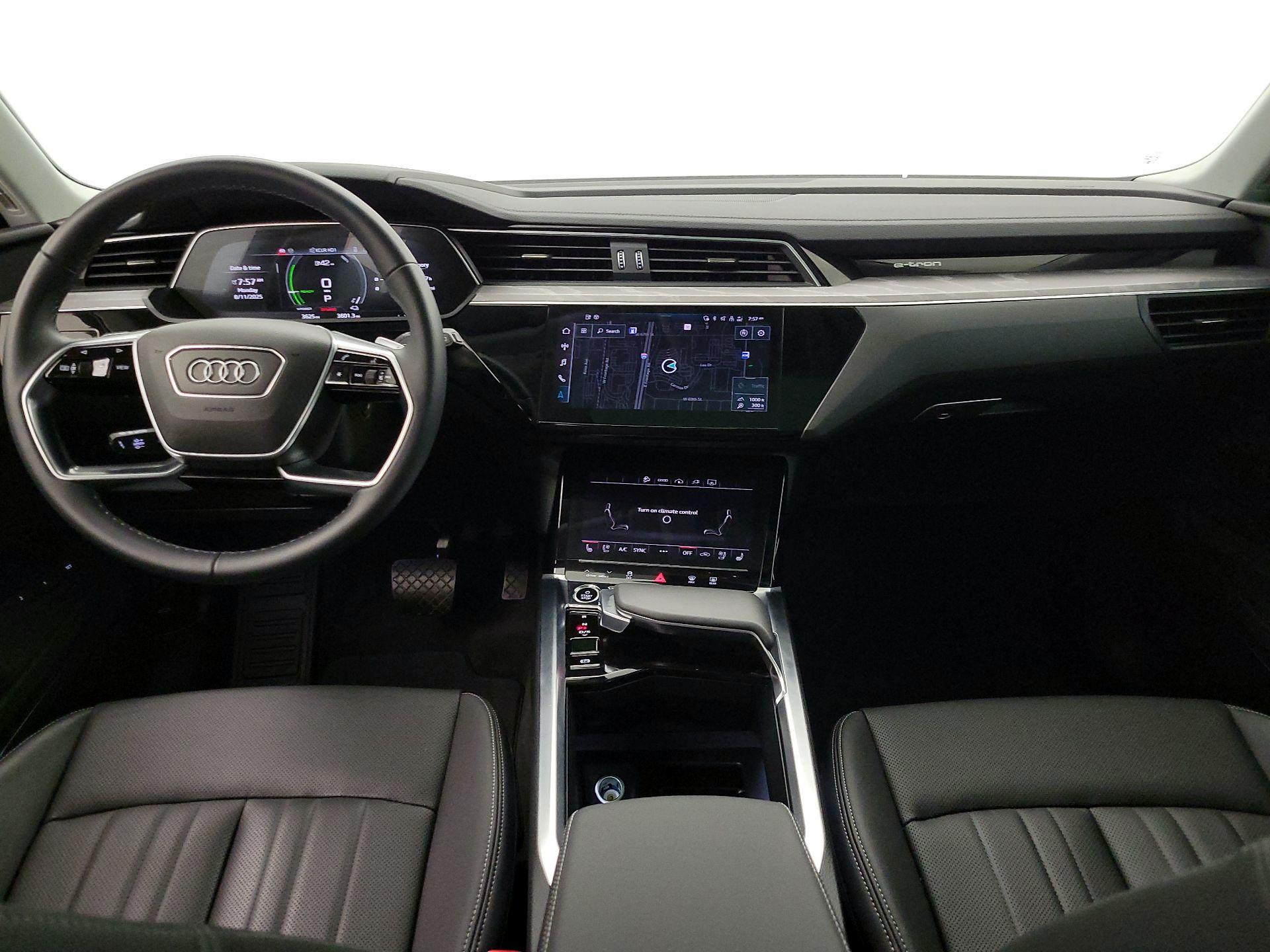 Thumbnail: 2024 Audi Q8 e-tron - 9