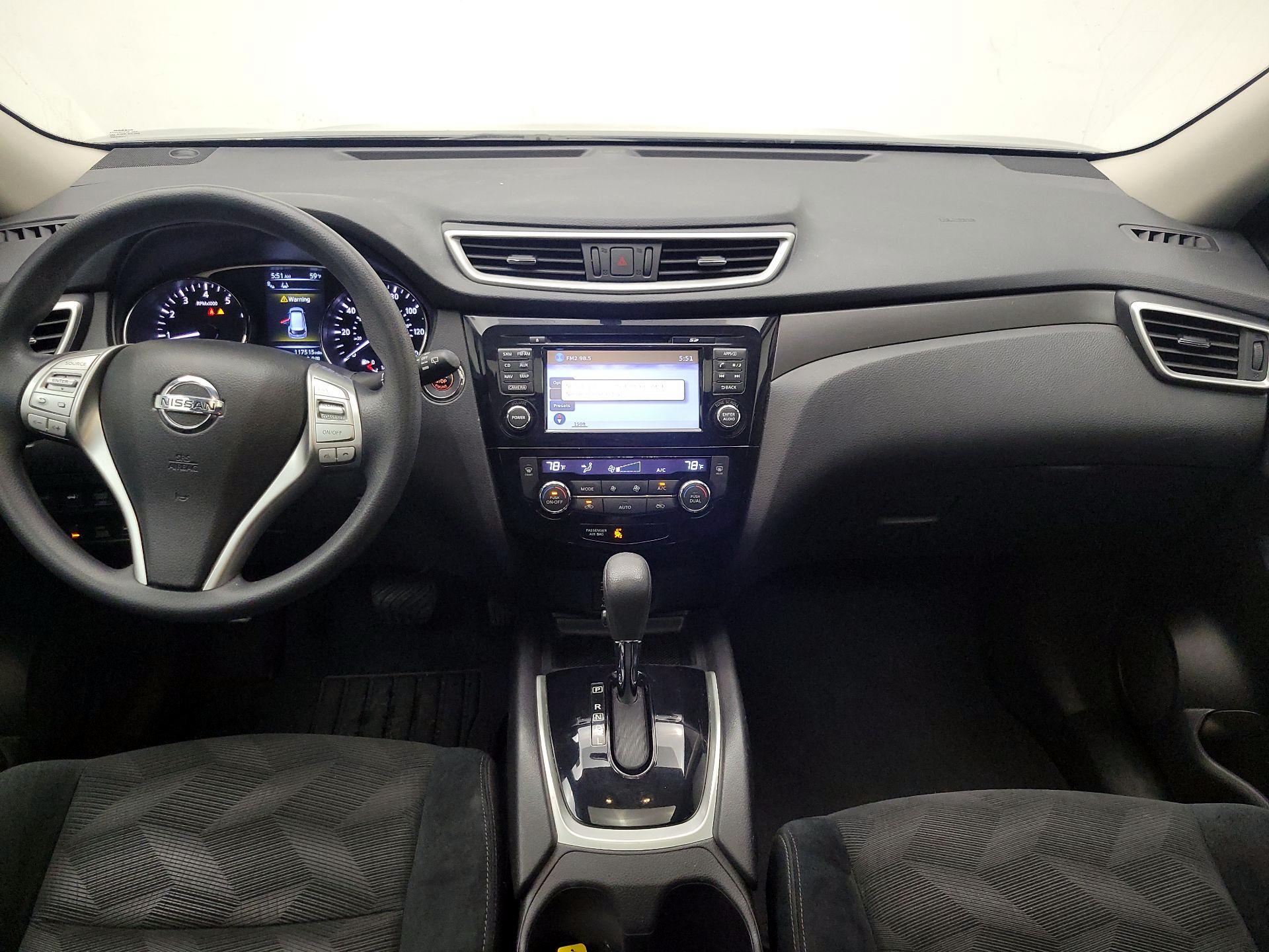 Thumbnail: 2015 Nissan Rogue - 9