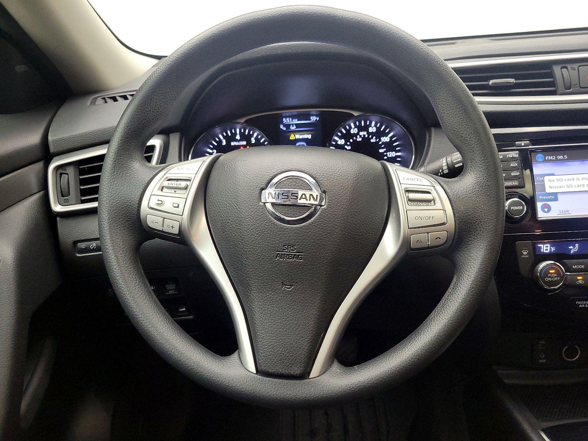 Thumbnail: 2015 Nissan Rogue - 10